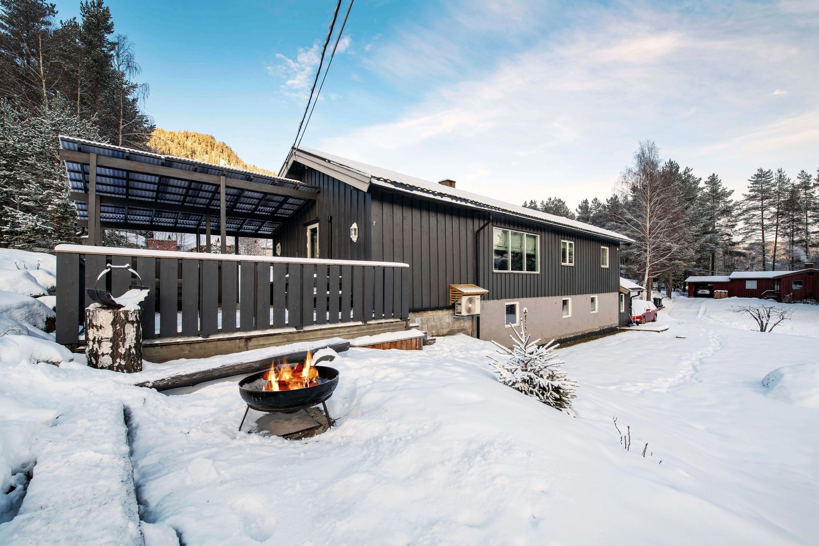 Trivelig uteplass med flere muligheter. Galleribilde