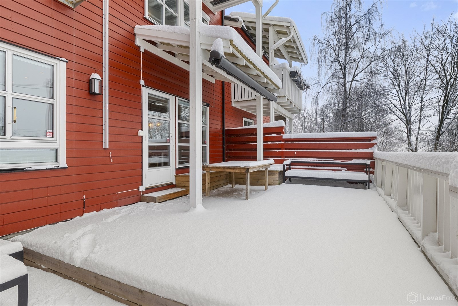 Elektrisk markise er nyttig varme soldager Galleribilde