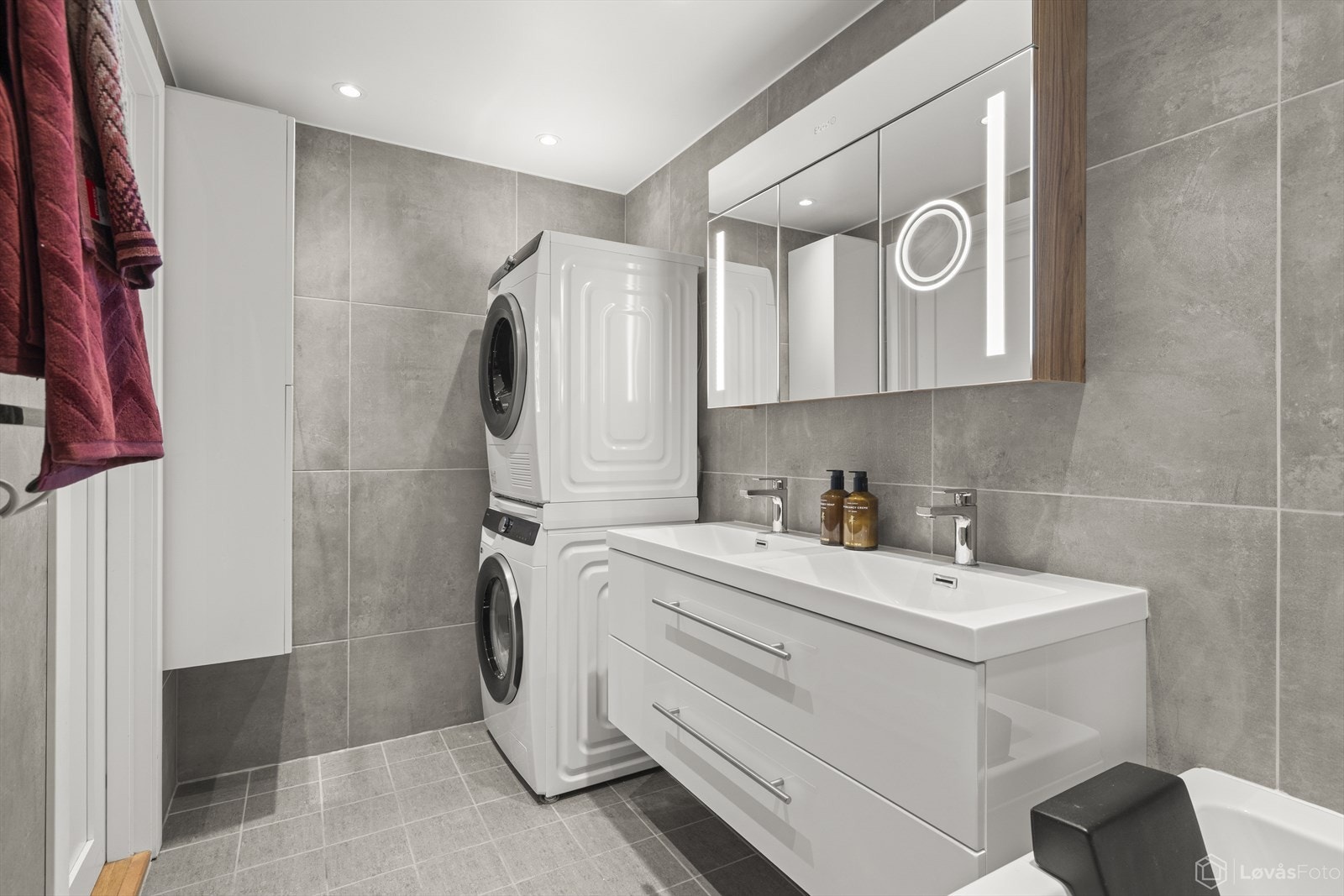 Det er avsatt plass til både vaskemaskin og tørketrommel Galleribilde