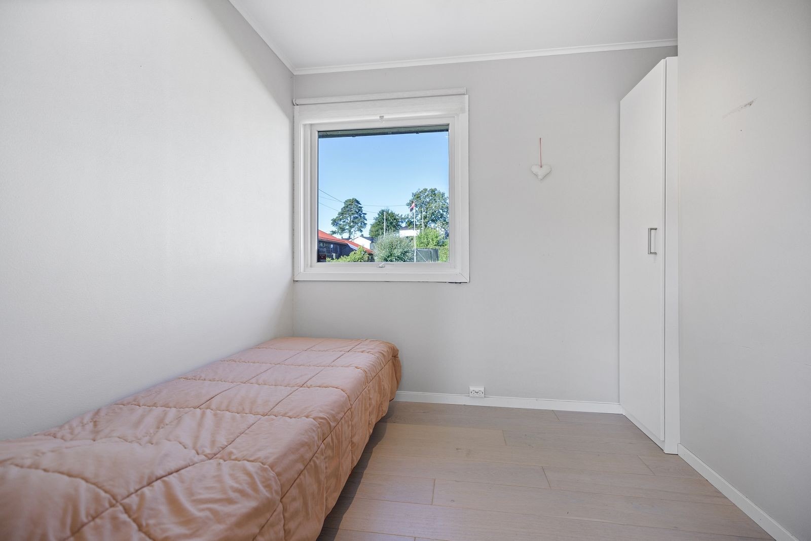 Soverom 2 (hoveddel). Galleribilde