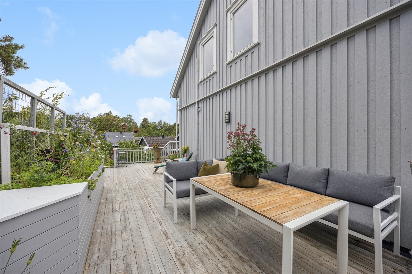 Her kan lange soldager nytes i fred og ro. Galleribilde