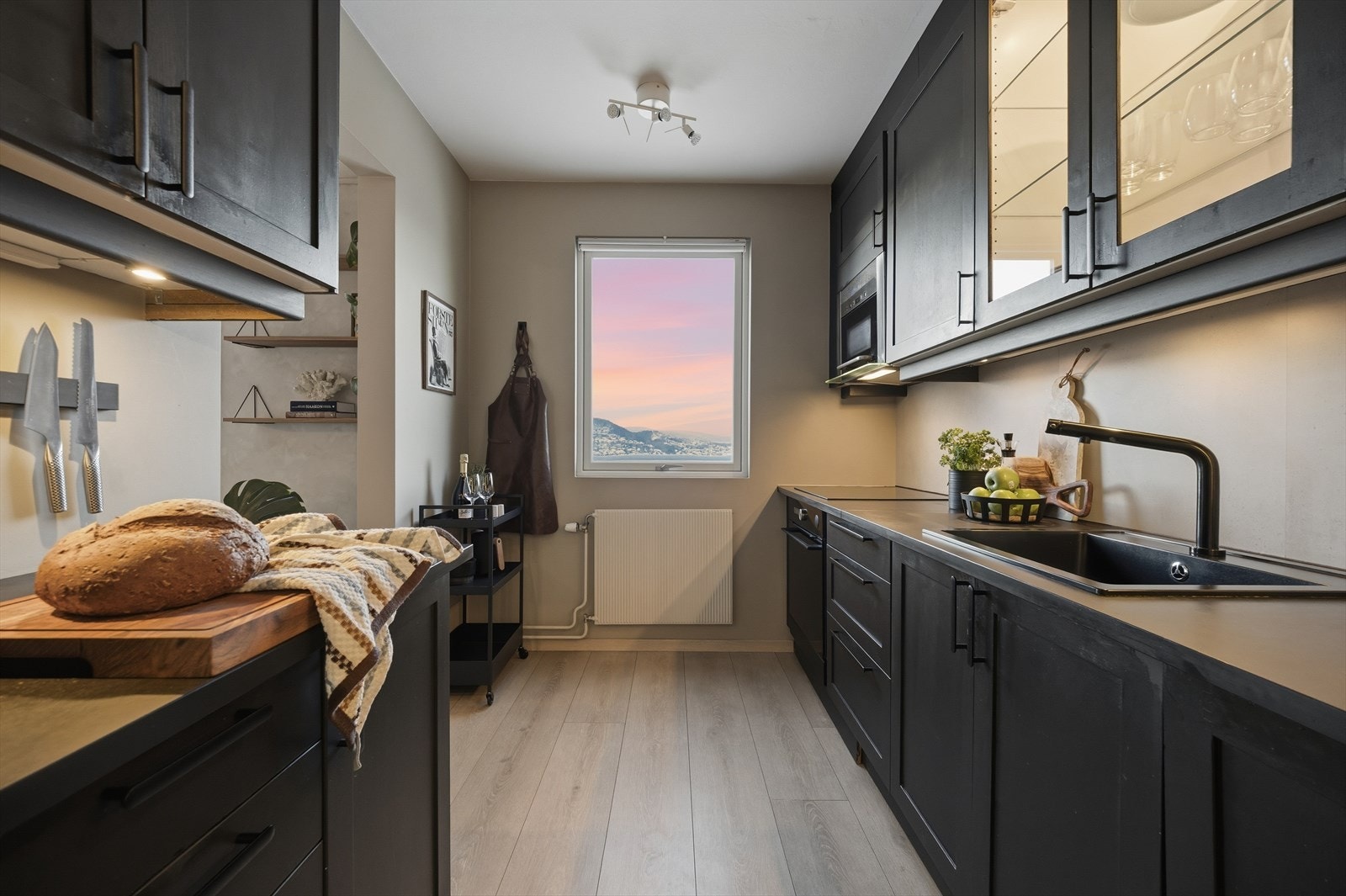 Alle hvitevarene medfølger salget Galleribilde