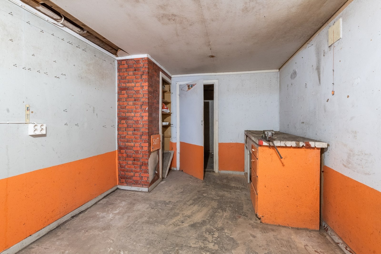 Kjelleren har eldre standard, så oppgradering må påregnes. Galleribilde