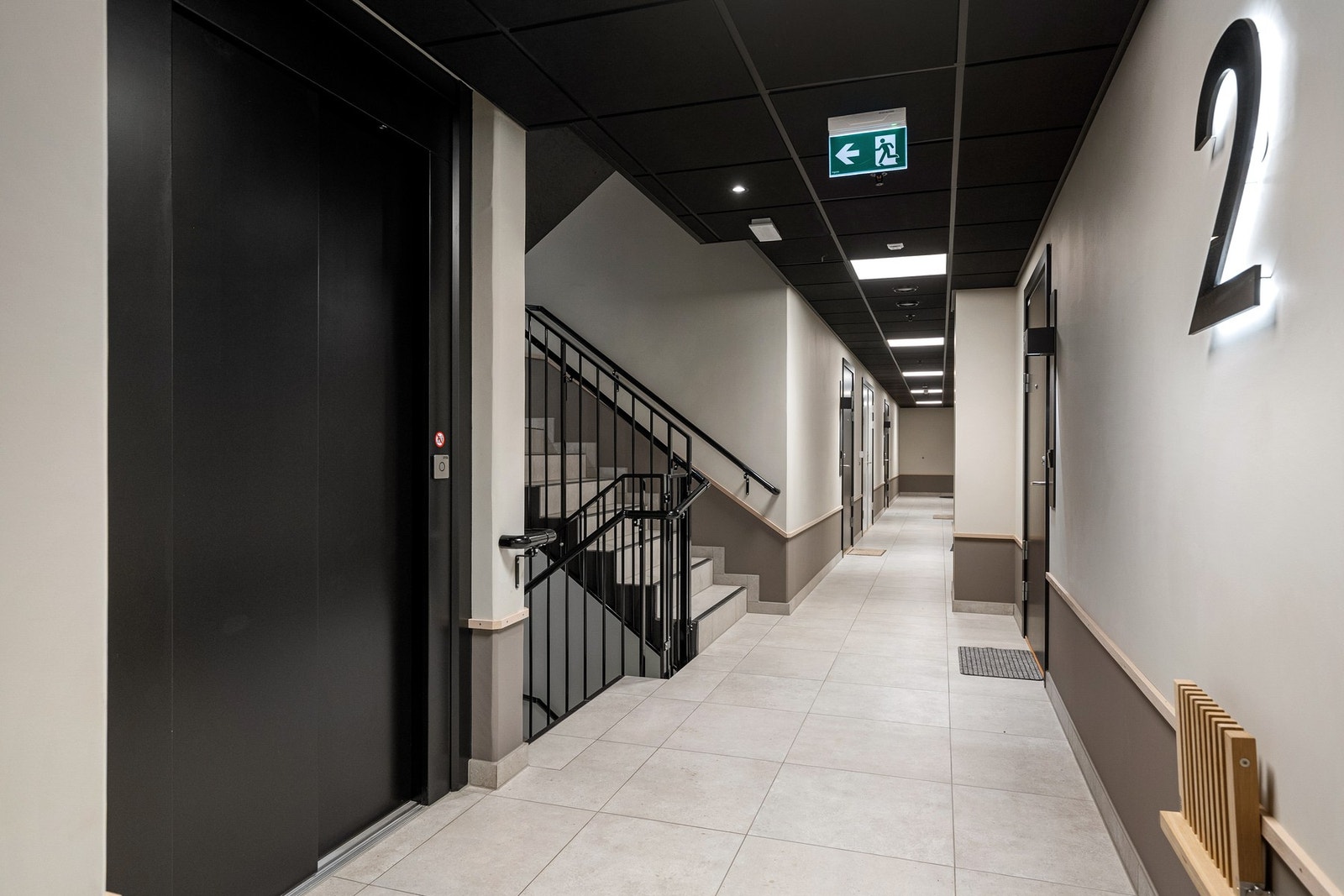 Det er heisadkomst til leiligheten. Galleribilde