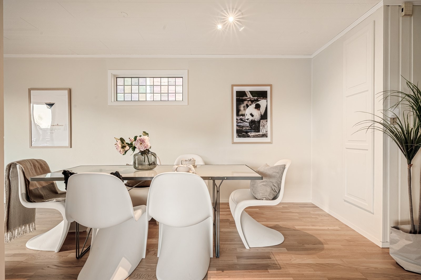 - Her er det god plass til hyggelige sammenkomster - Galleribilde