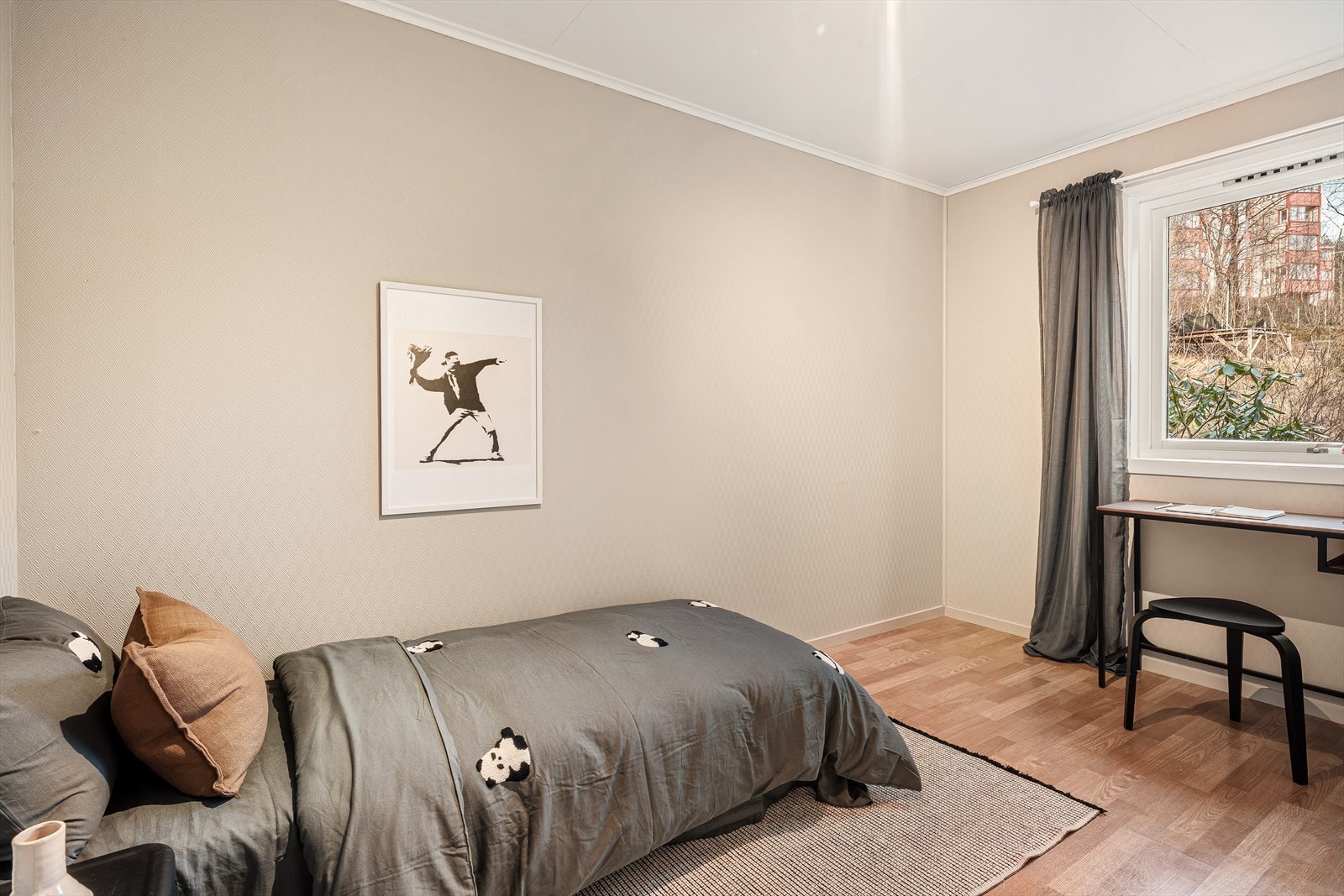 - Passer perfekt som barne- eller gjesterom - Galleribilde