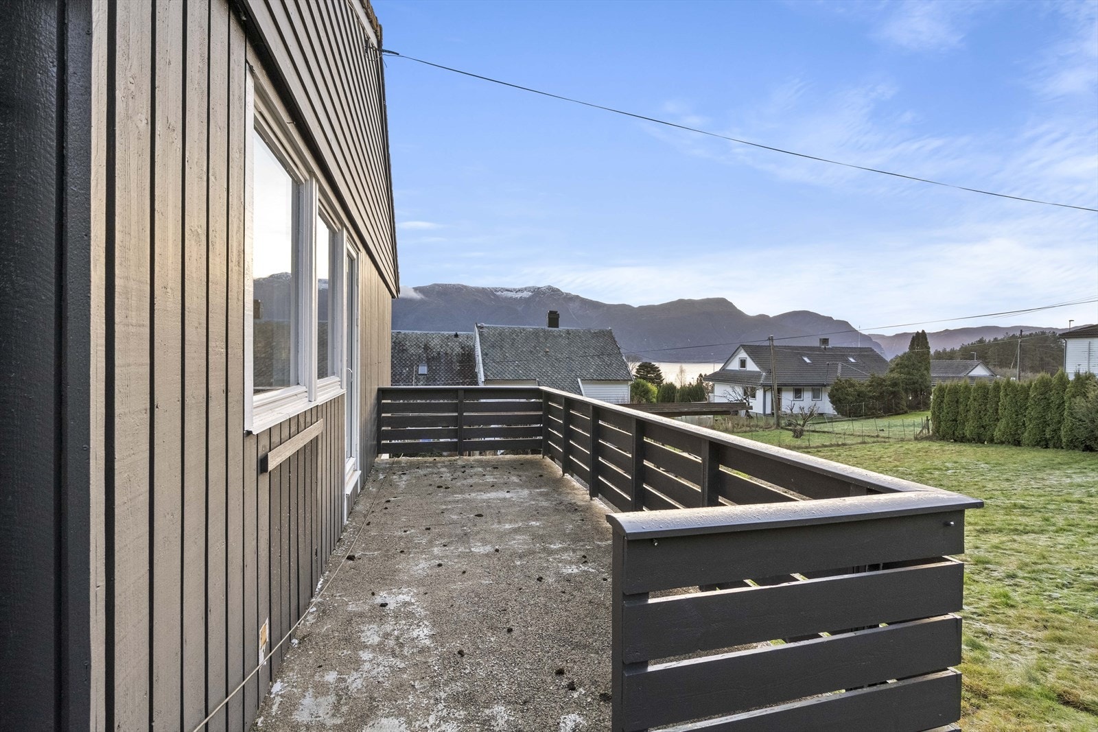 Veranda i tilknytning til stova på hovudplan Galleribilde