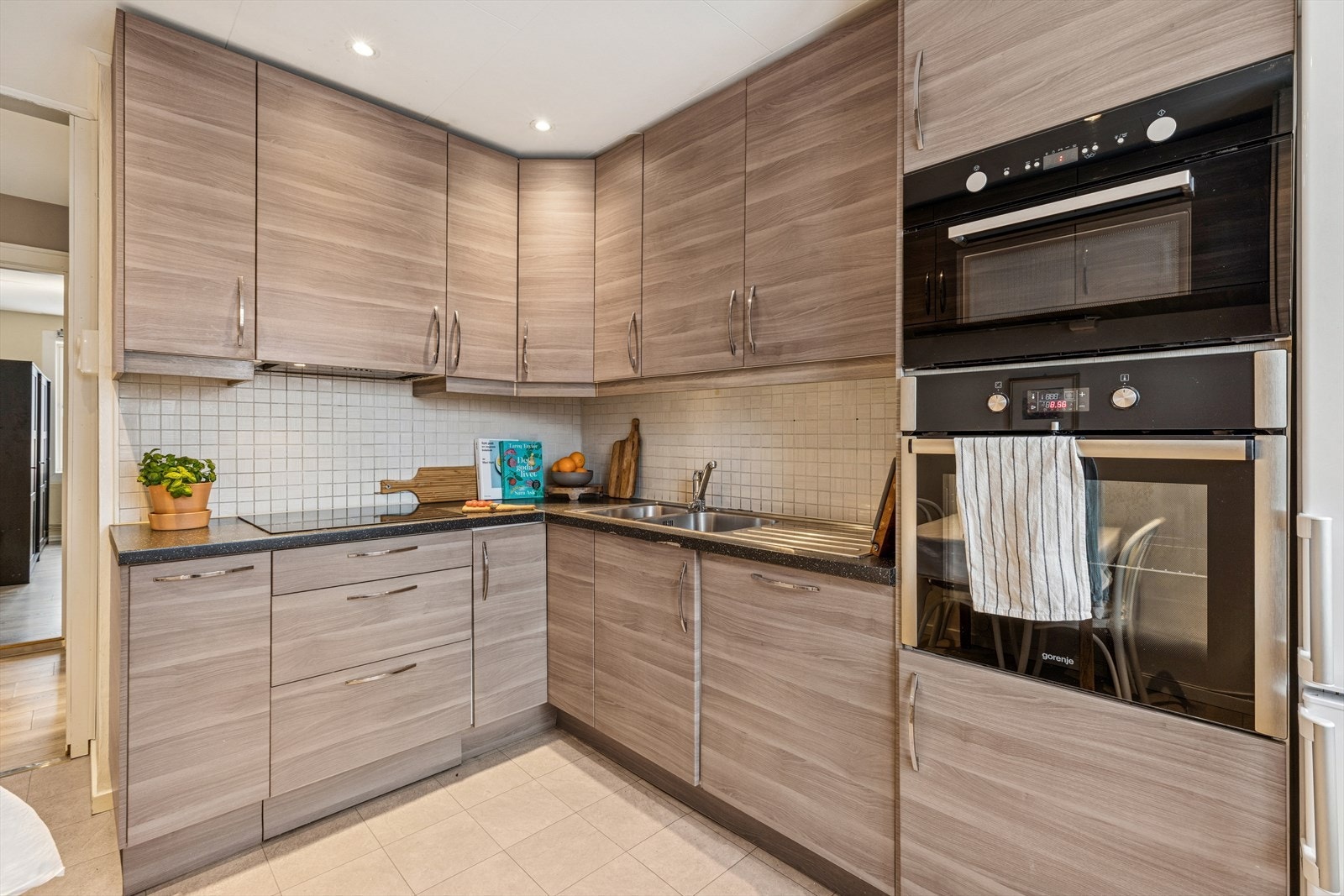 Varmtvann og fyring er inkludert i borettslagets felleskostnader. Galleribilde