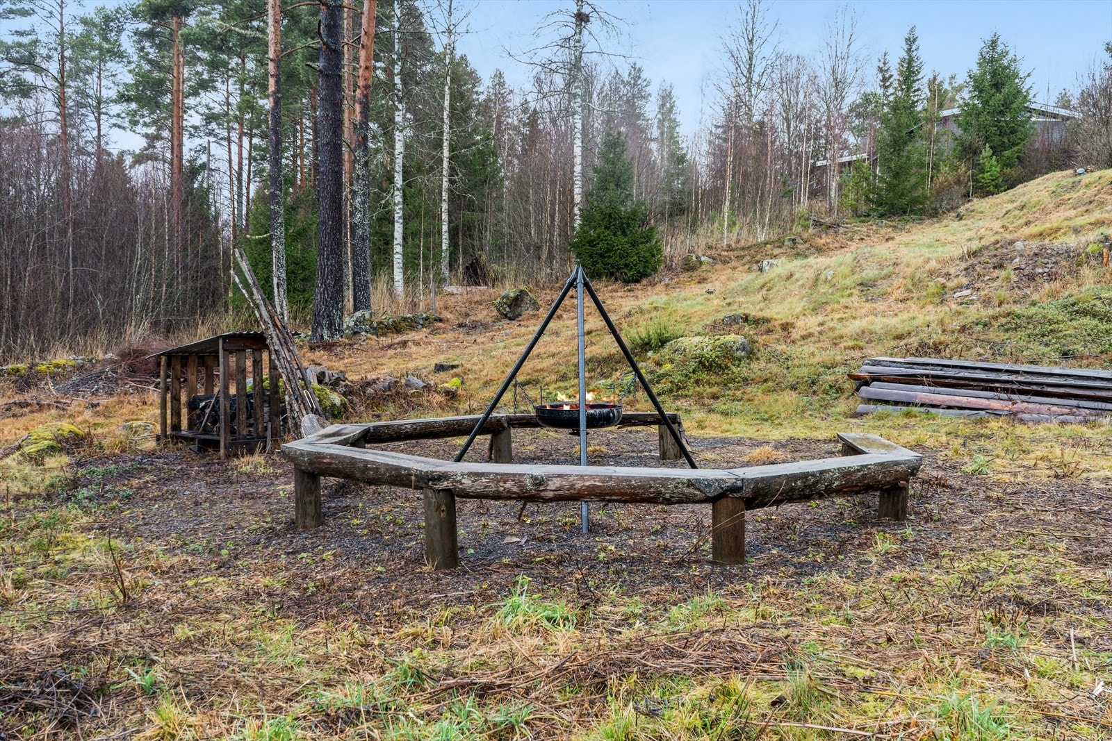 Bålplass i nærområdet. Galleribilde
