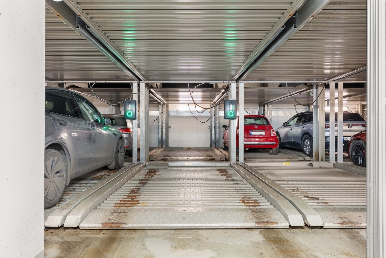 Det medfølger garasjeplass med elbillader i felles garasjeanlegg, rampeløsning. Galleribilde