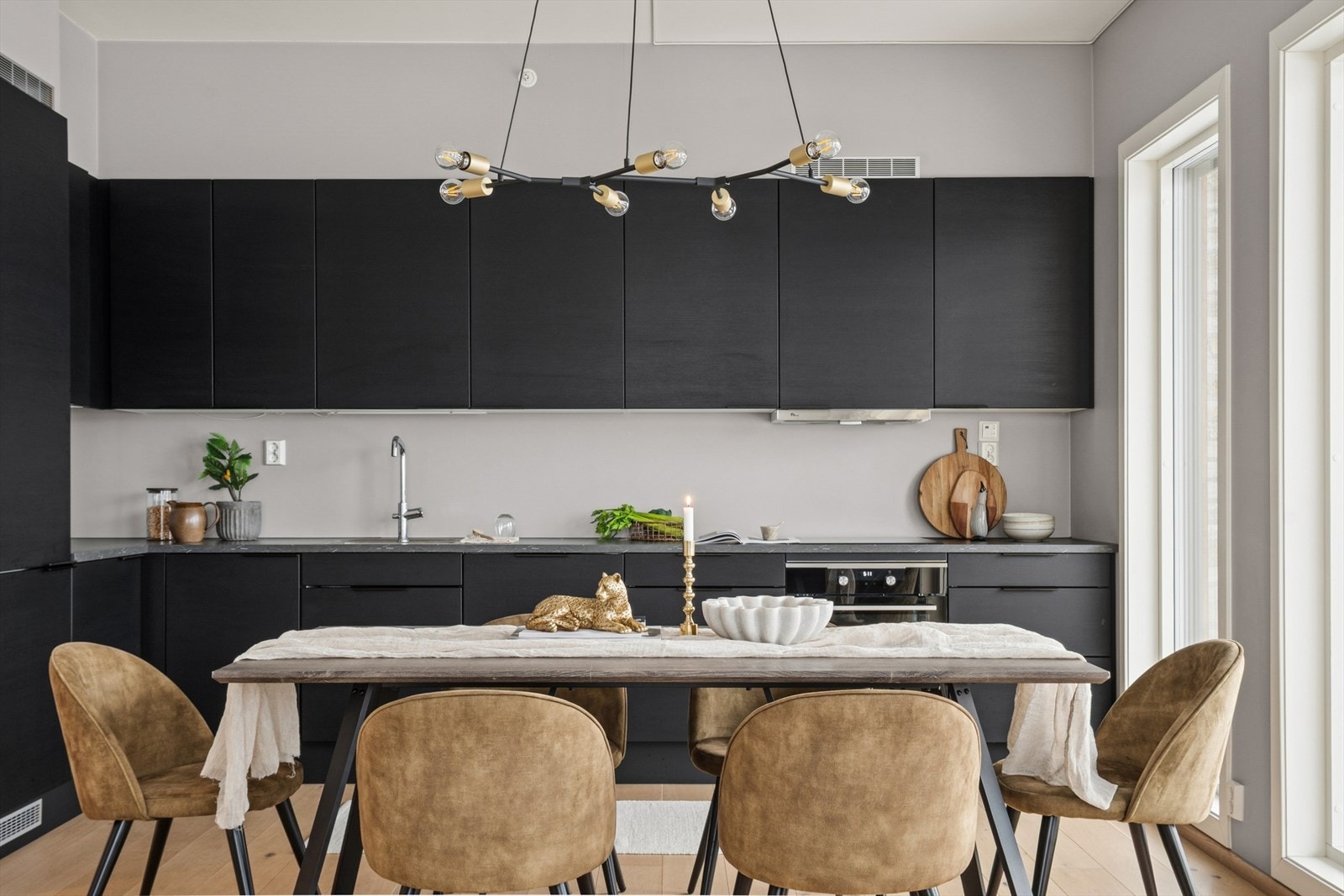 Her kan man nyte felles middager med venner og familie. Galleribilde