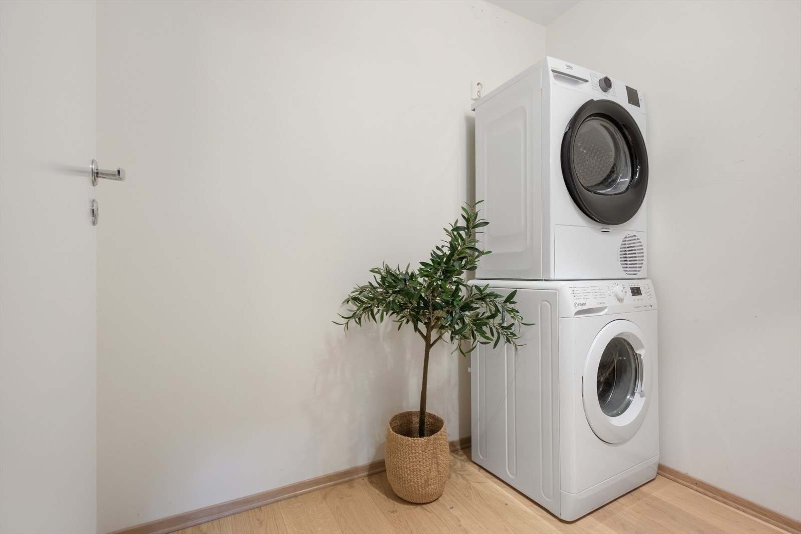 Walk-in closet! Galleribilde