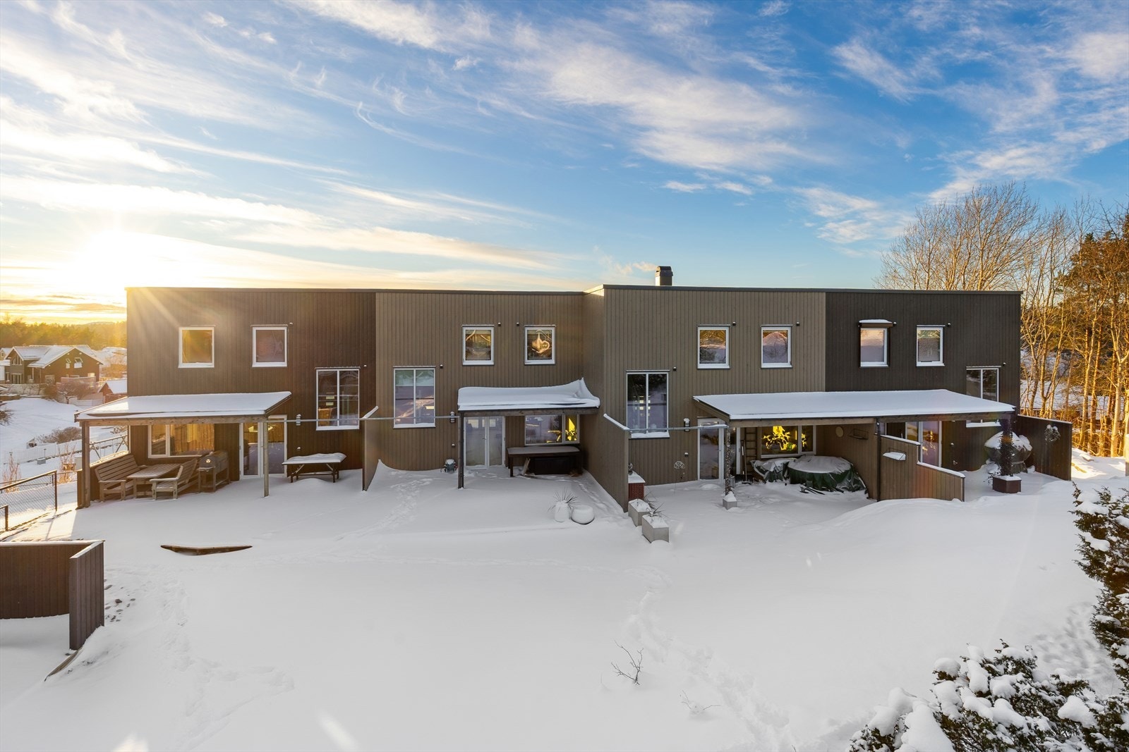 Nyere borettslag med høy standard. Galleribilde