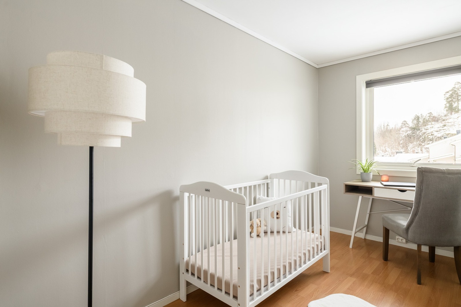 Alle soverommene ligger skjermet til i boligen. Galleribilde