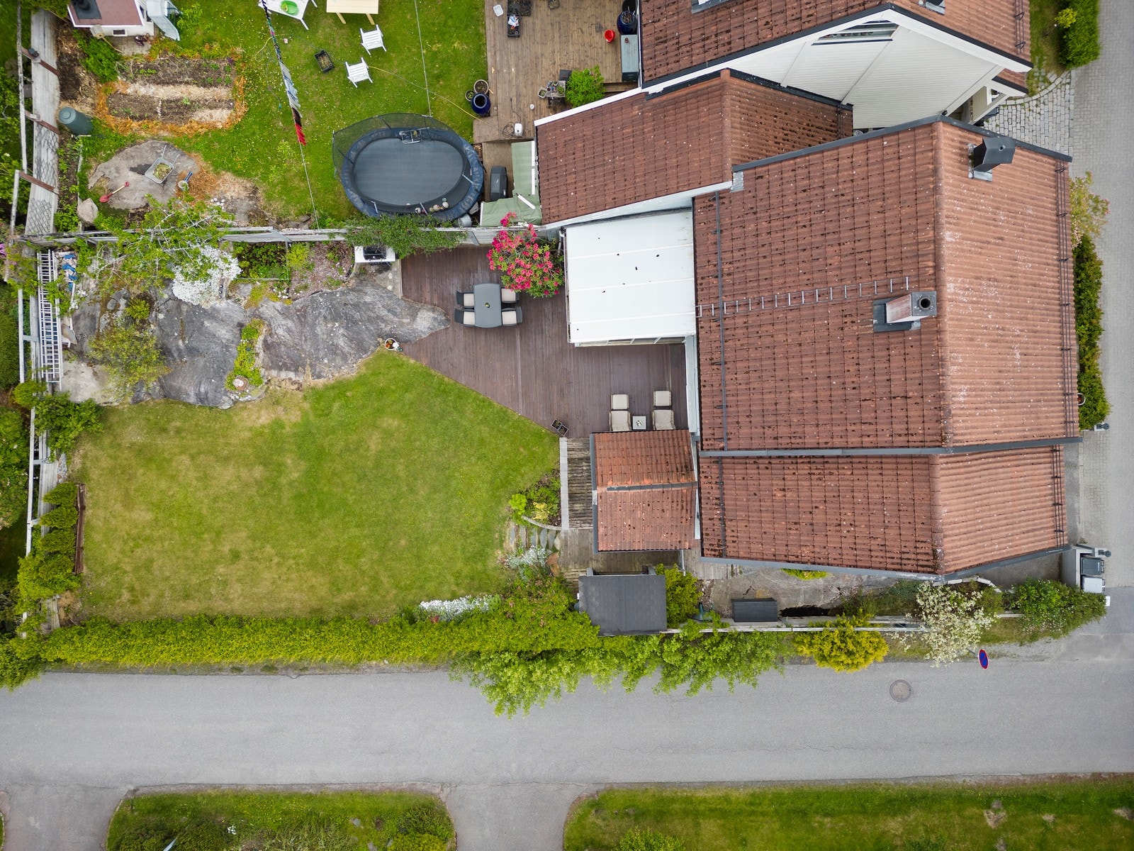 Dette er en pen og innholdsrik enebolig i kjede. Galleribilde