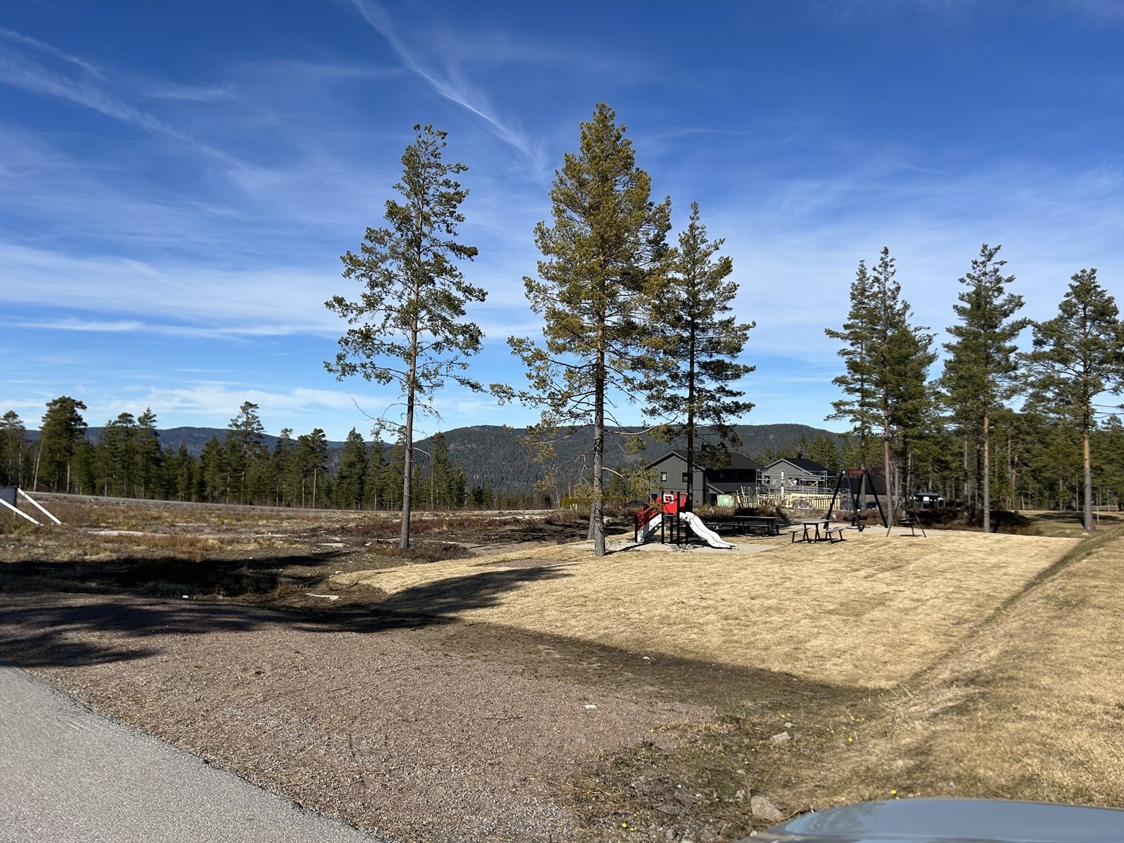 Det er opparbeidet felles lekeplass på området - perfekt for barnefamilien! Galleribilde