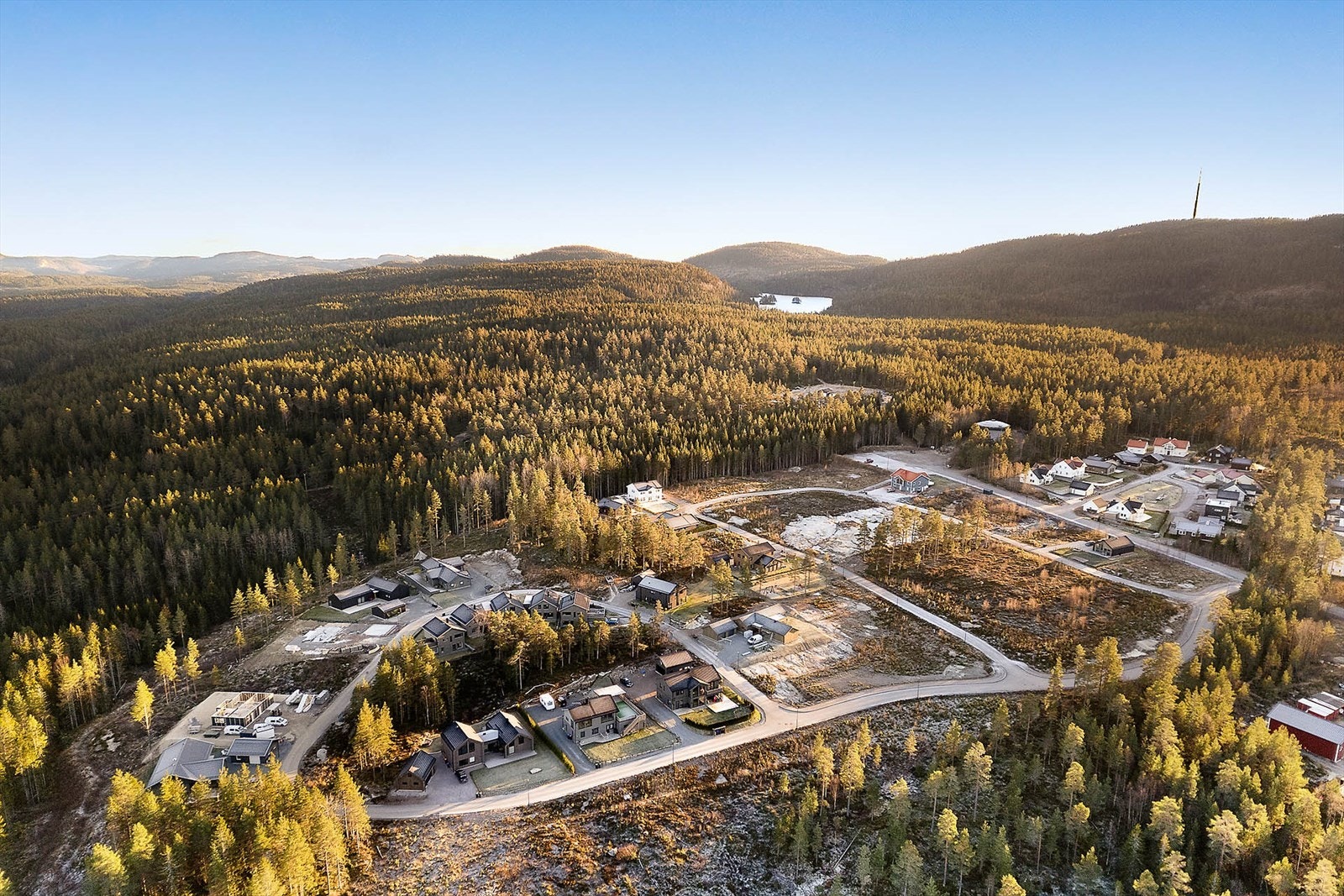 Boligfeltet ligger helt i markagrensen og innerst i blindvei. Galleribilde