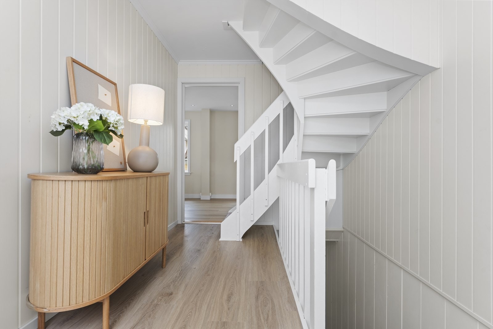 Hall/gang Galleribilde