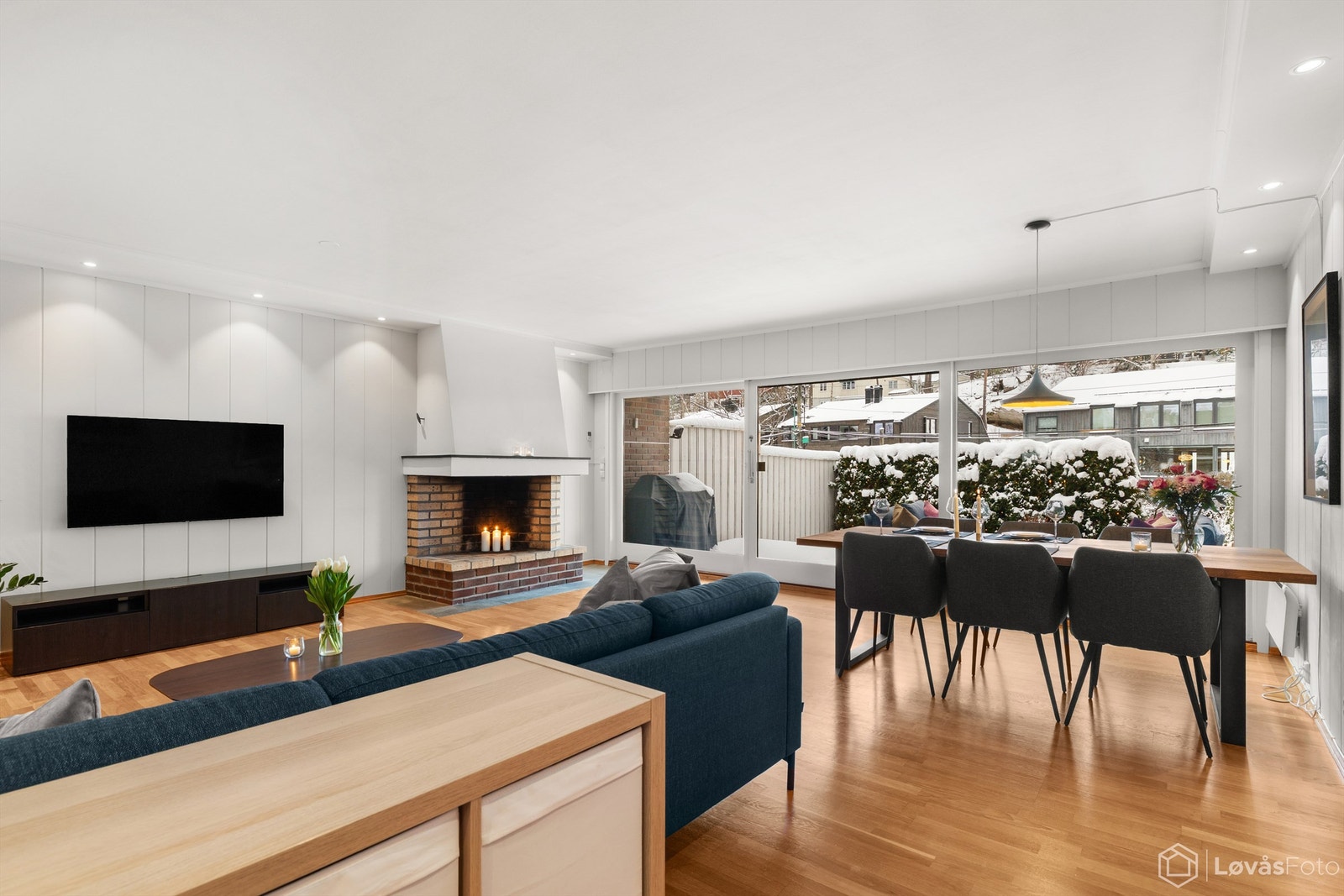 En oversikt over stuen som viser den gode plassen og de ulike sonene. Galleribilde