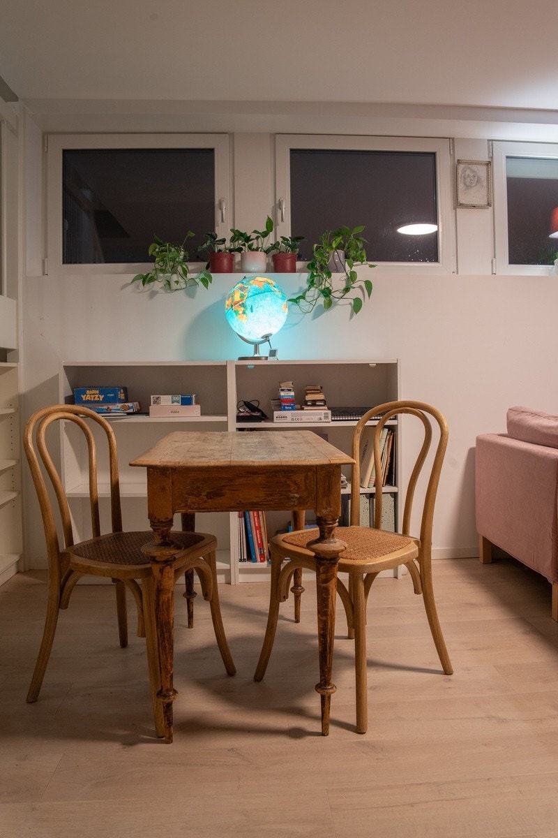 En dyp bod er bygget til venstre under trappa. Galleribilde