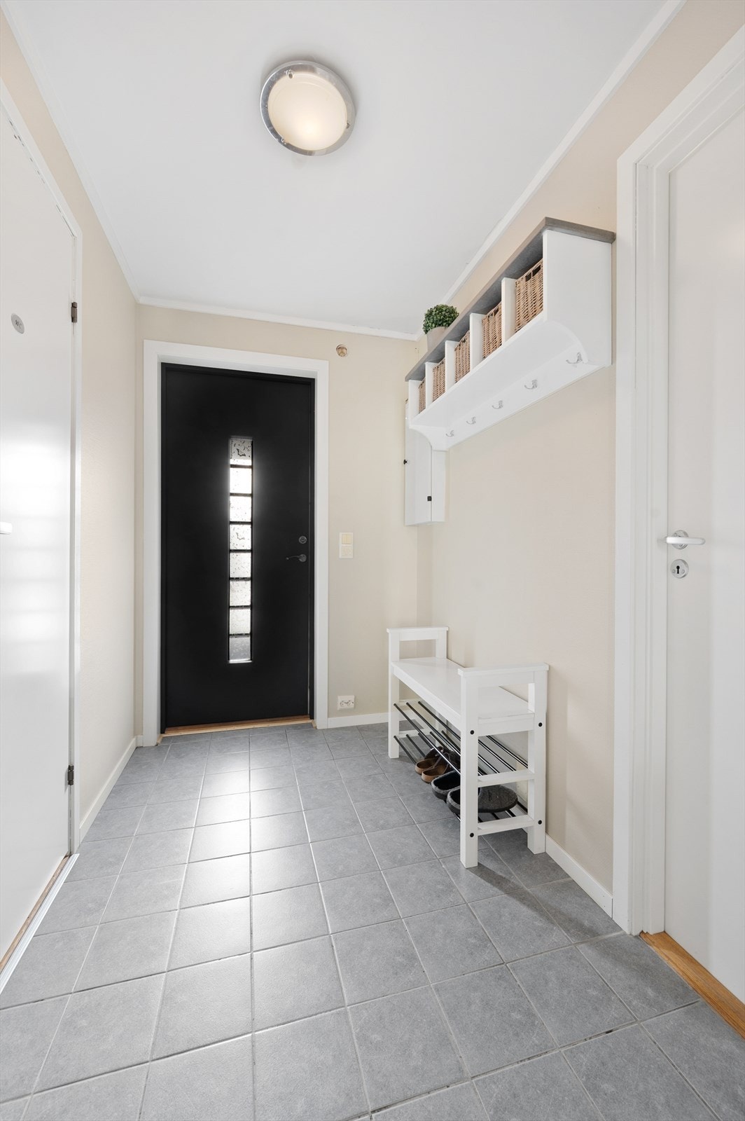 Flislagt entre Galleribilde