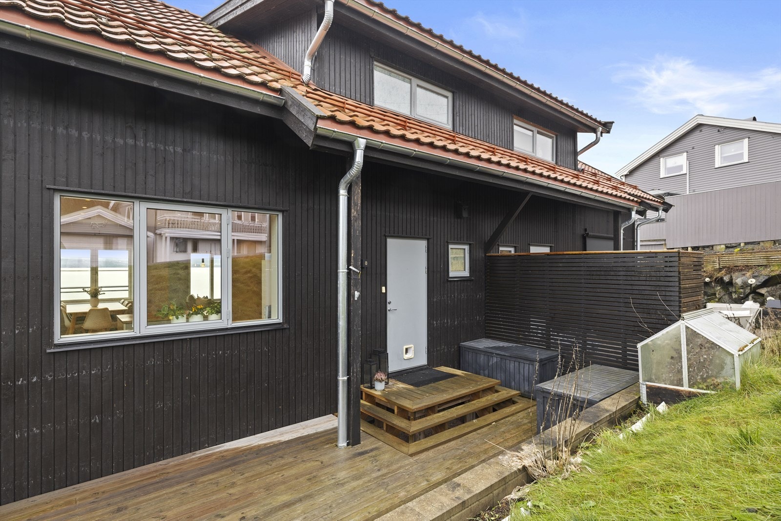 På denne siden ligger inngangspartiet. Galleribilde