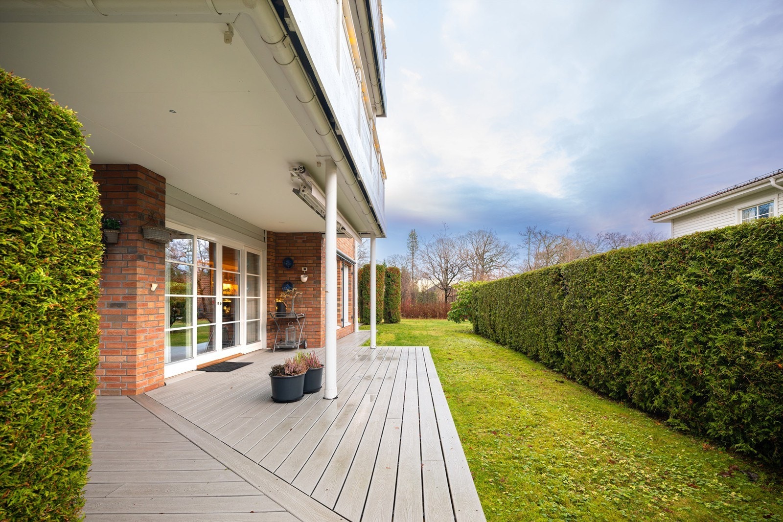 Dette er en representativ og elegant leilighet i idyllisk villavei på Ris, beliggenhet i grønne omgivelser mellom Vinderen og Slemdal. Foto: Borowiak, Chris. Galleribilde