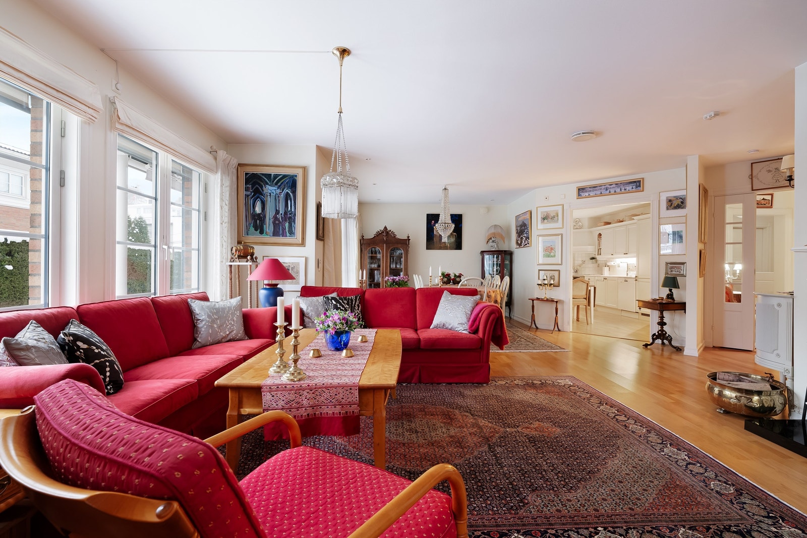 Dette er et rom du virkelig kan sette ditt eget preg på og invitere venner og familie til hyggelige sammenkomster og hverdagskos. Galleribilde