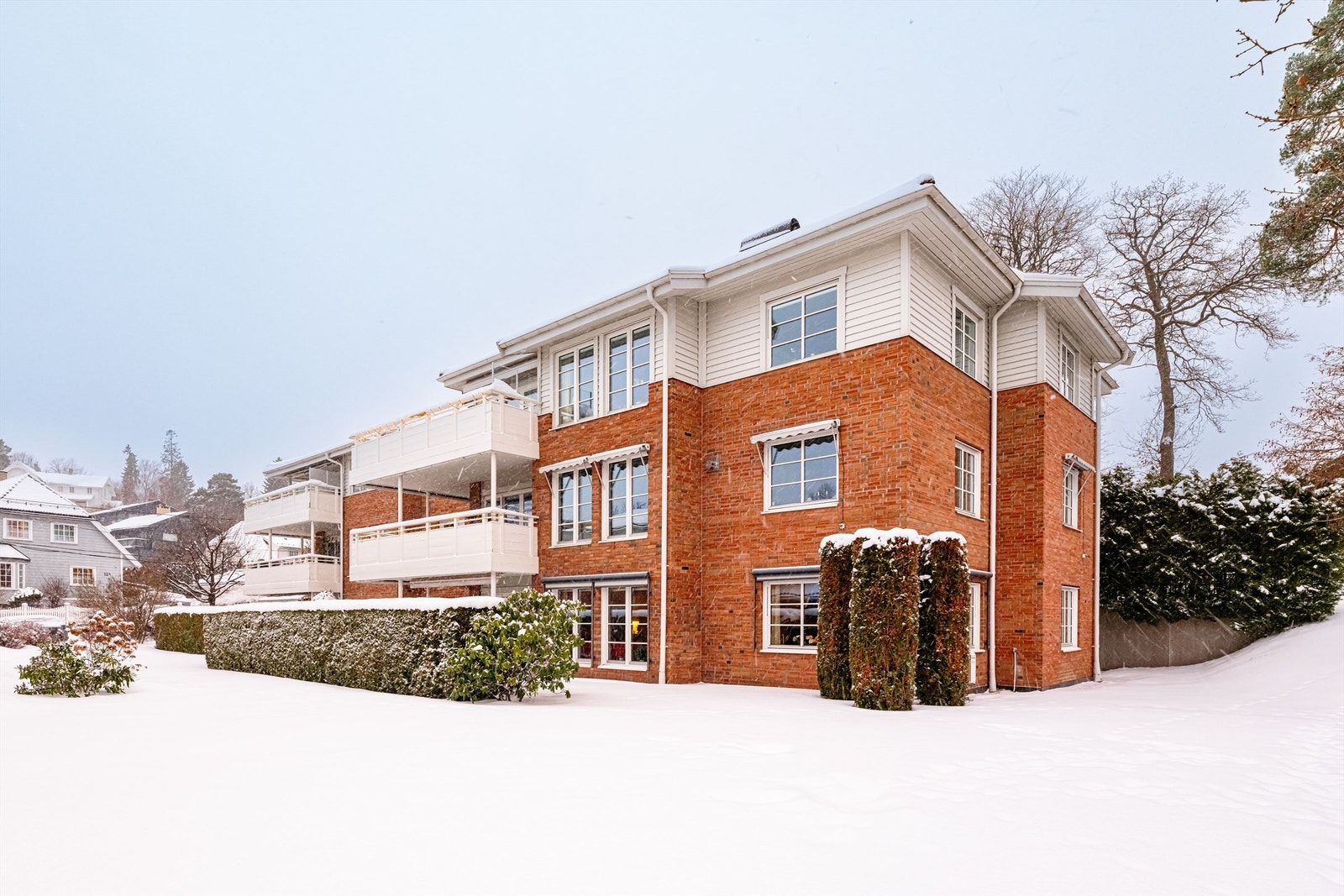 Del av hagen er tinglyst som en tilleggsdel til seksjonen. Galleribilde