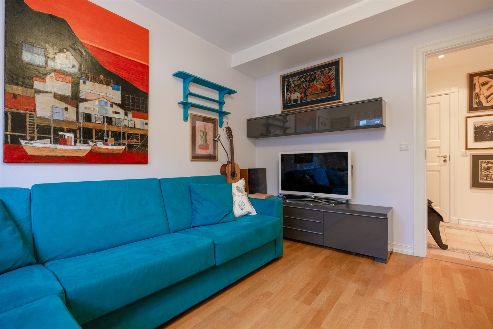 Rommet er møbleringsvennlig og kan innredes etter ønske og behov. Galleribilde