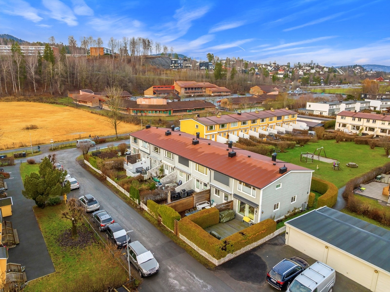 Velkommen til Heggesnaret 17 F, presentert av Henrik Nielsen ved Nordvik Eiendom. Foto: Zovenfra AS Galleribilde