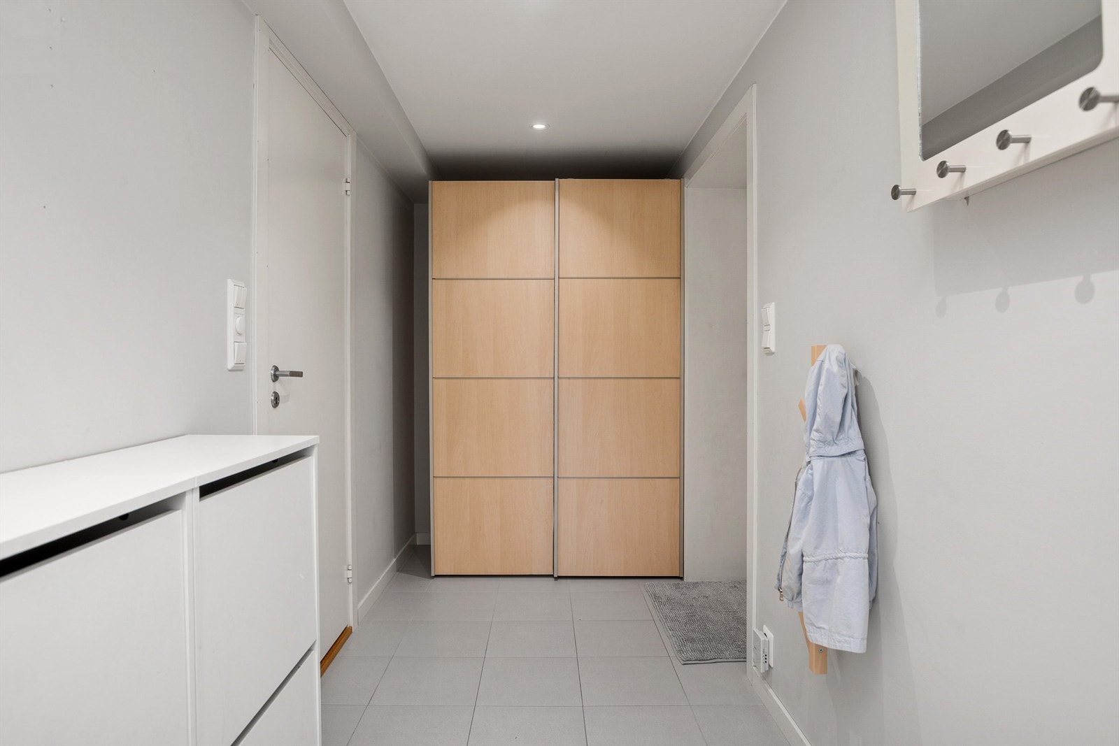 Entréen til utleiedel Galleribilde