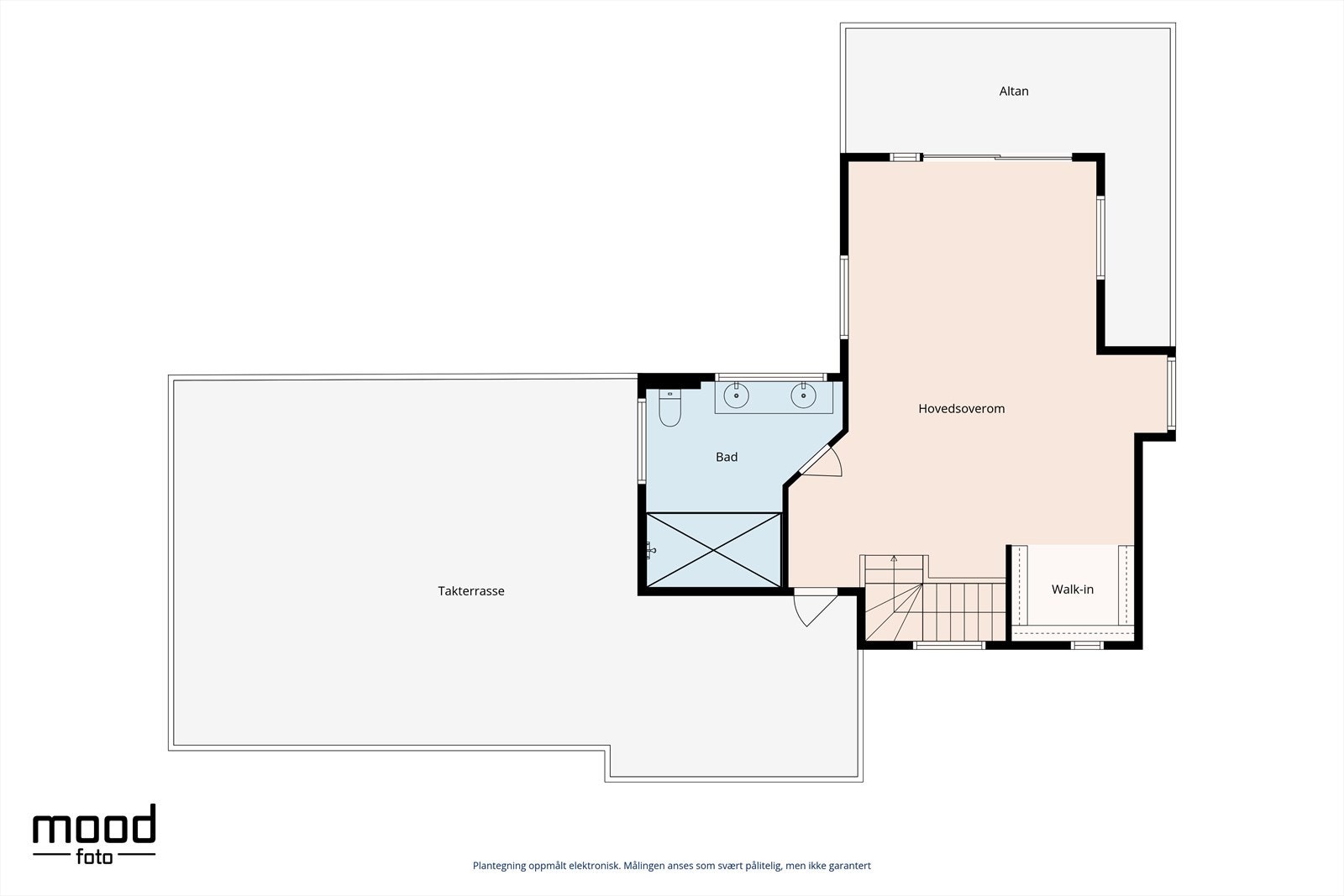 Plantegning viser hoveddelens 2.etg som består av privat suite med tilgang til bad og egen walk-in Galleribilde