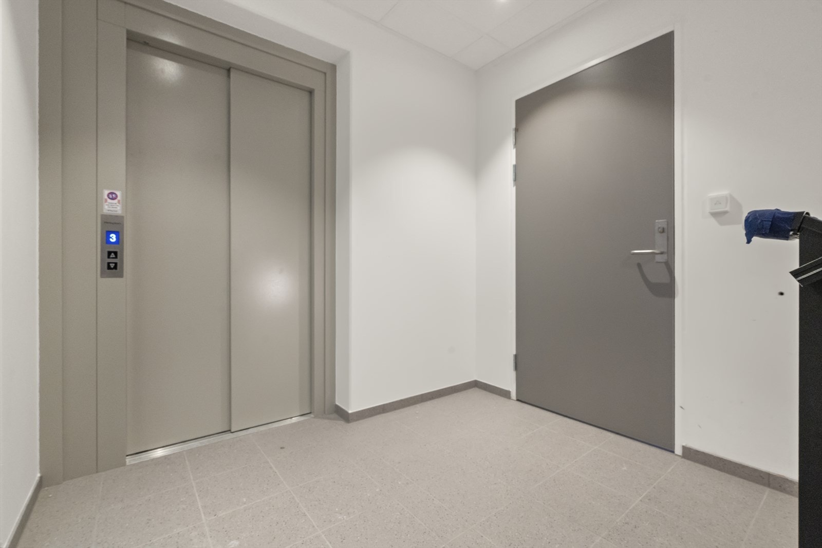 Heis frå garasje til etasjen din Galleribilde