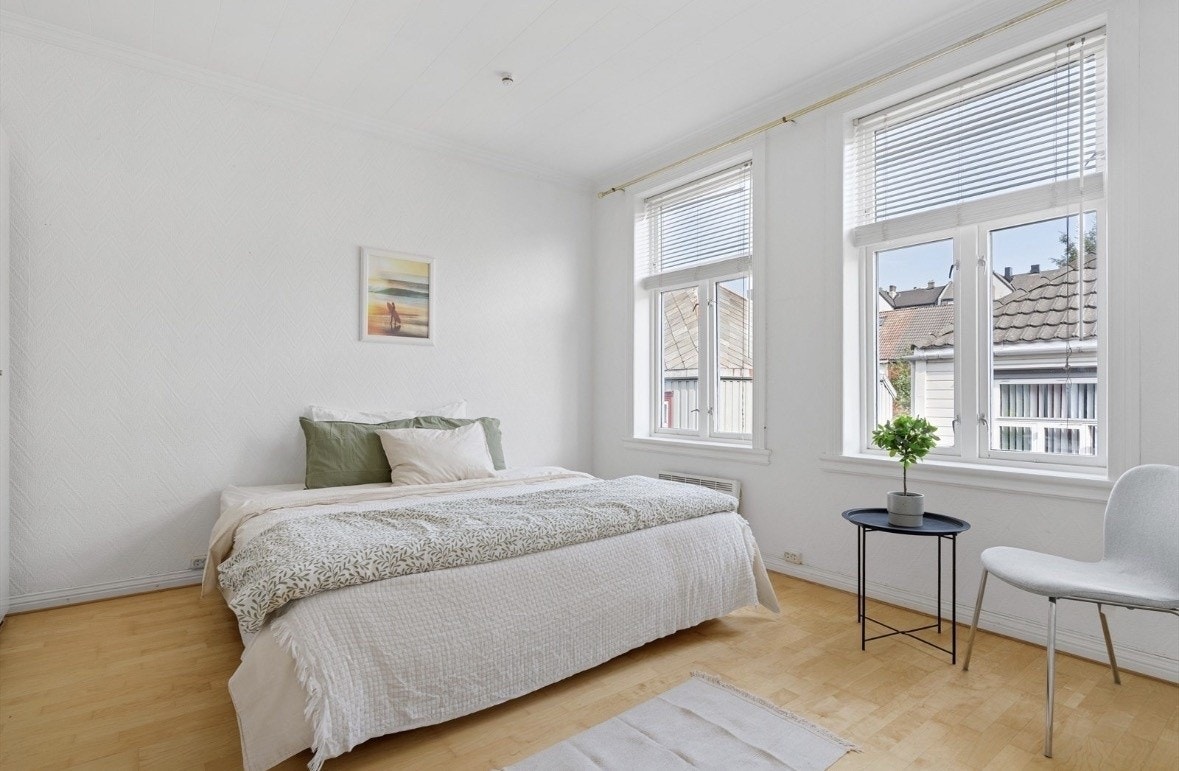 Største rommet (14m^2) Galleribilde