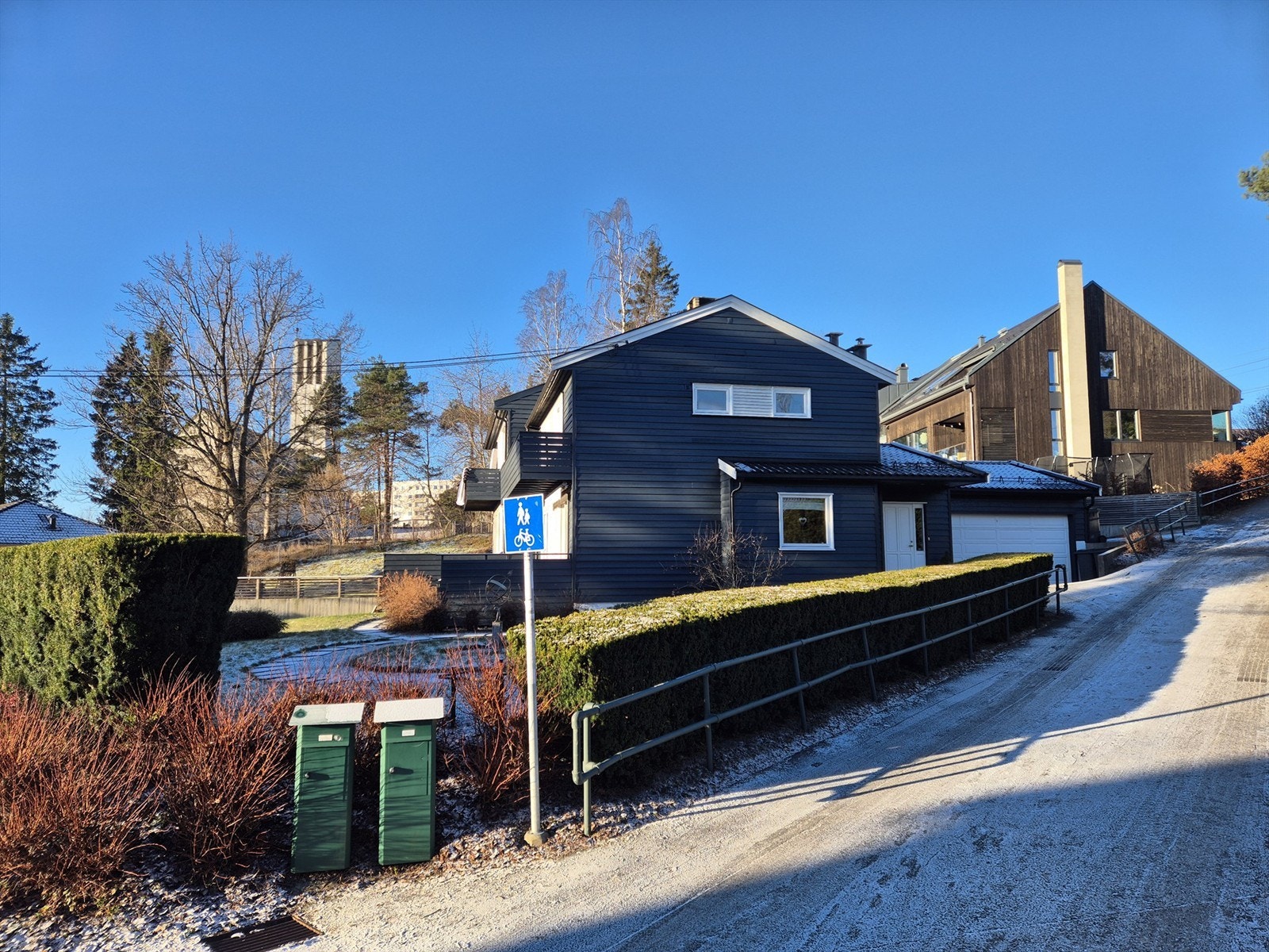 Området er kjent for sin nærhet til marka, samtidig som sentrum er en 15 minutters T-bane eller kort busstur unna Galleribilde