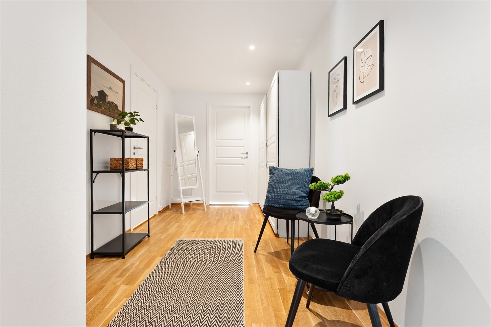 Gang/hall. Galleribilde