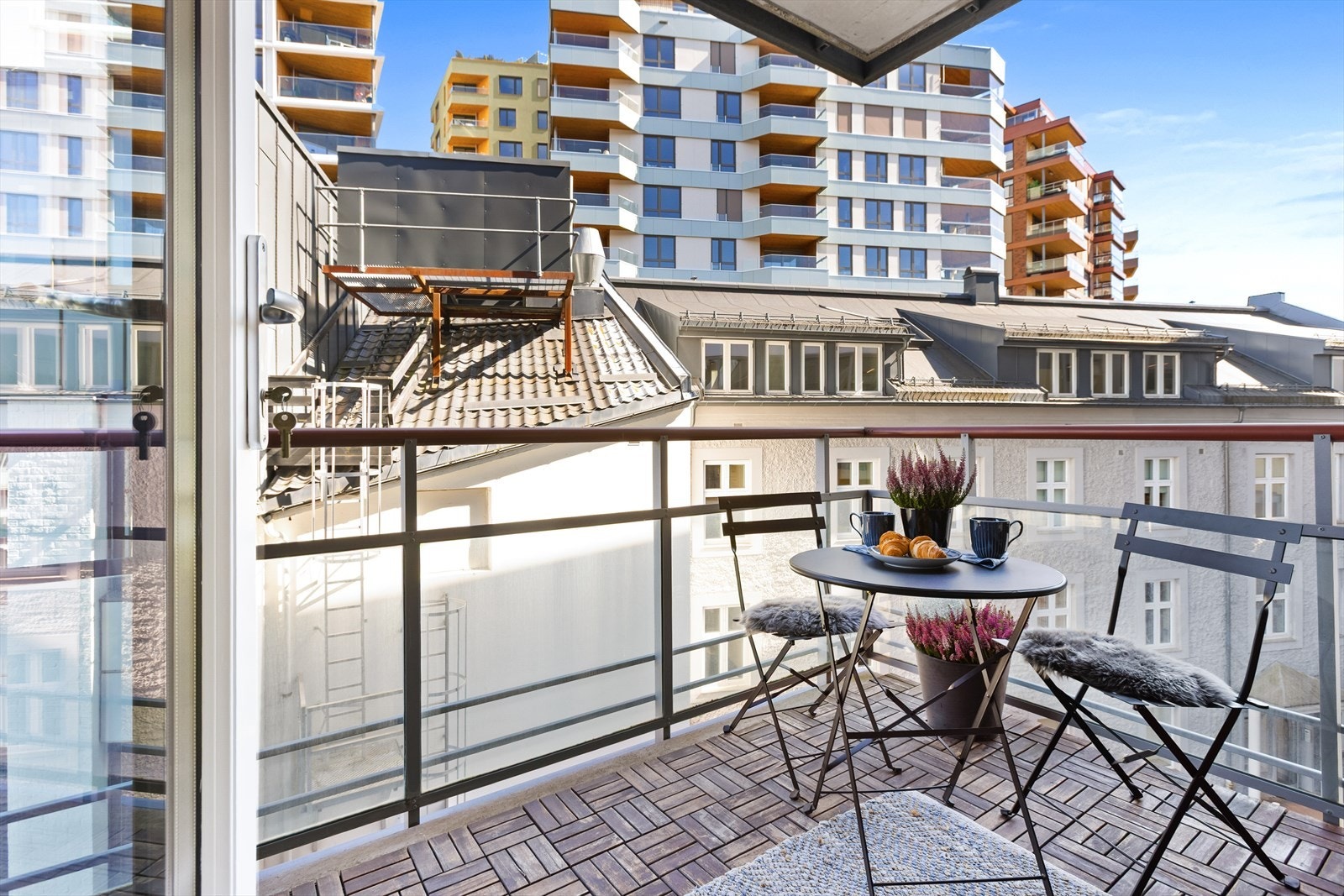 Balkong ut fra hovedsoverom Galleribilde