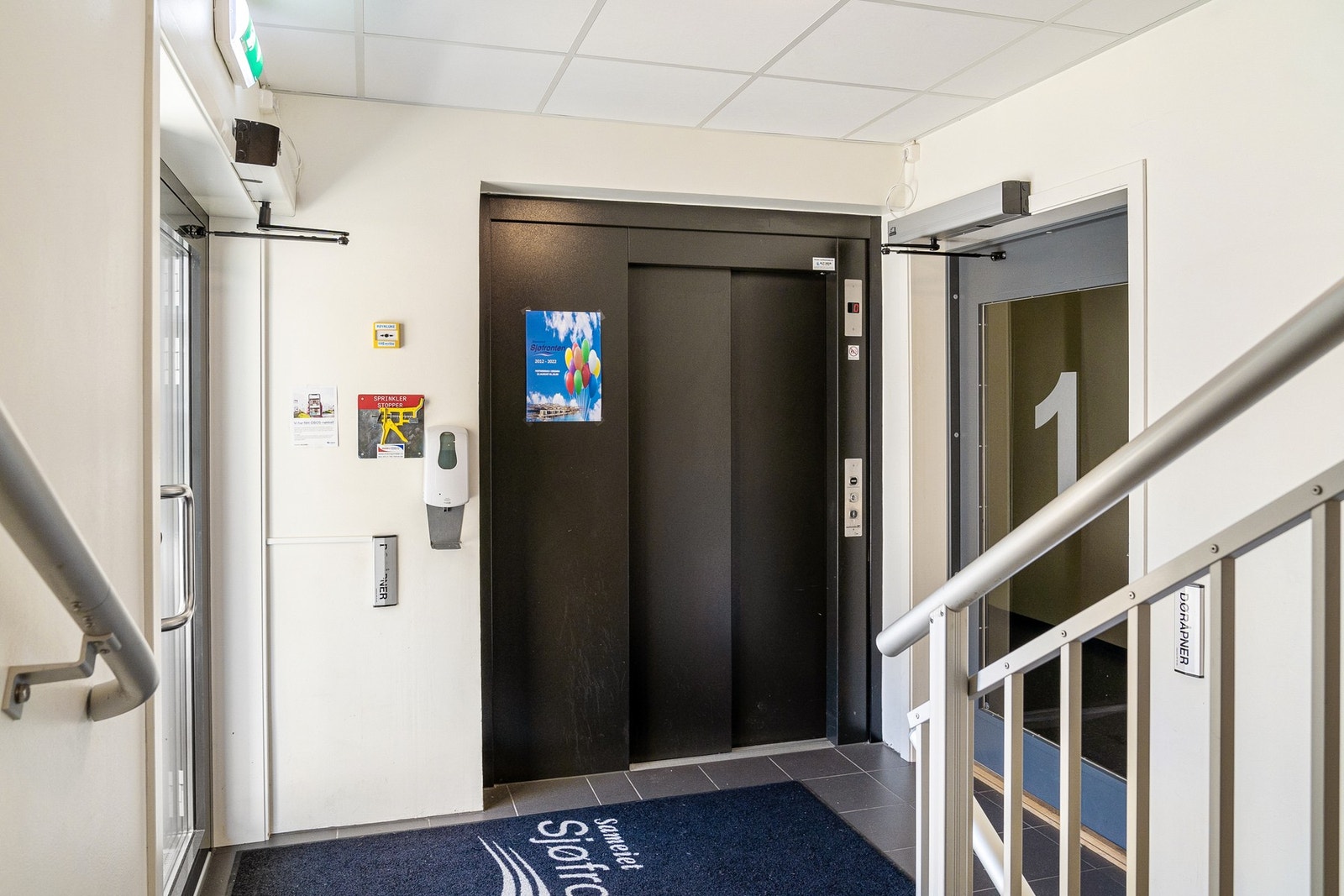 Med heis i bygget har du trappefri adgang. Galleribilde