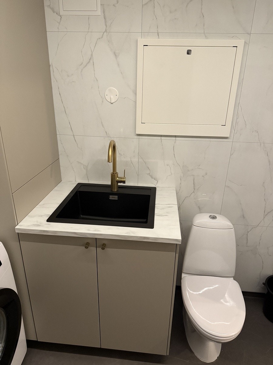 Vaskerom Galleribilde