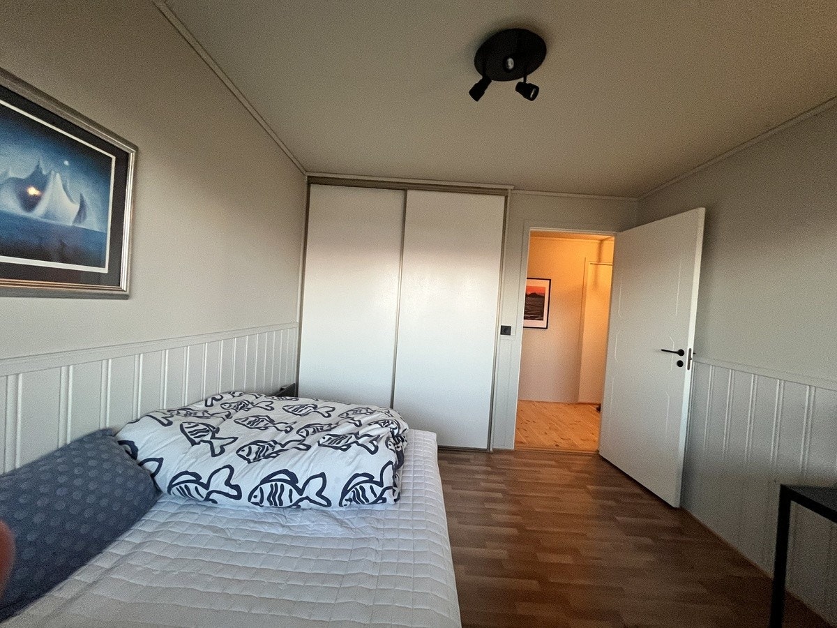 Soverom nr 4 - 1 etg. Kr 6 500 Galleribilde