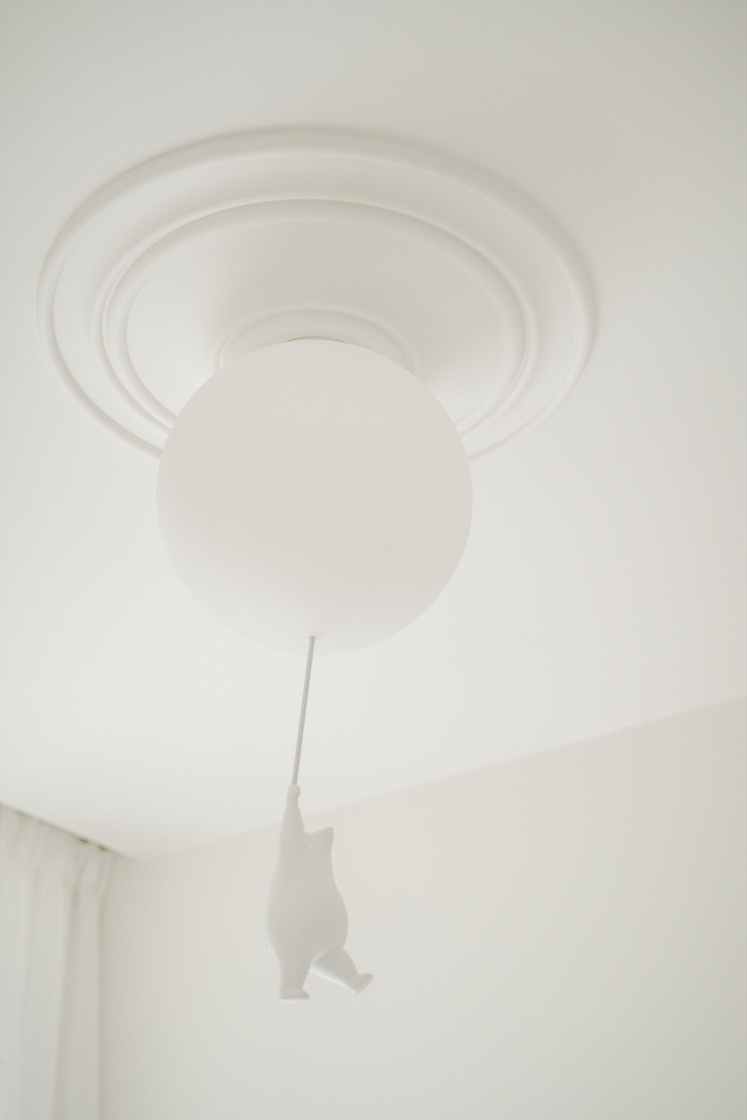 Rommet byr på flotte klassiske detaljer. Galleribilde