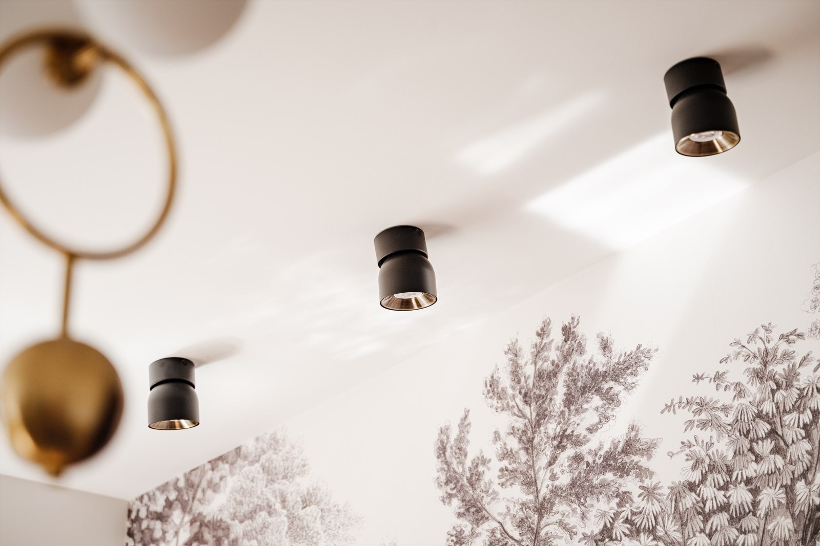 Boligen preges av gjennomførte og pene detaljer. Galleribilde