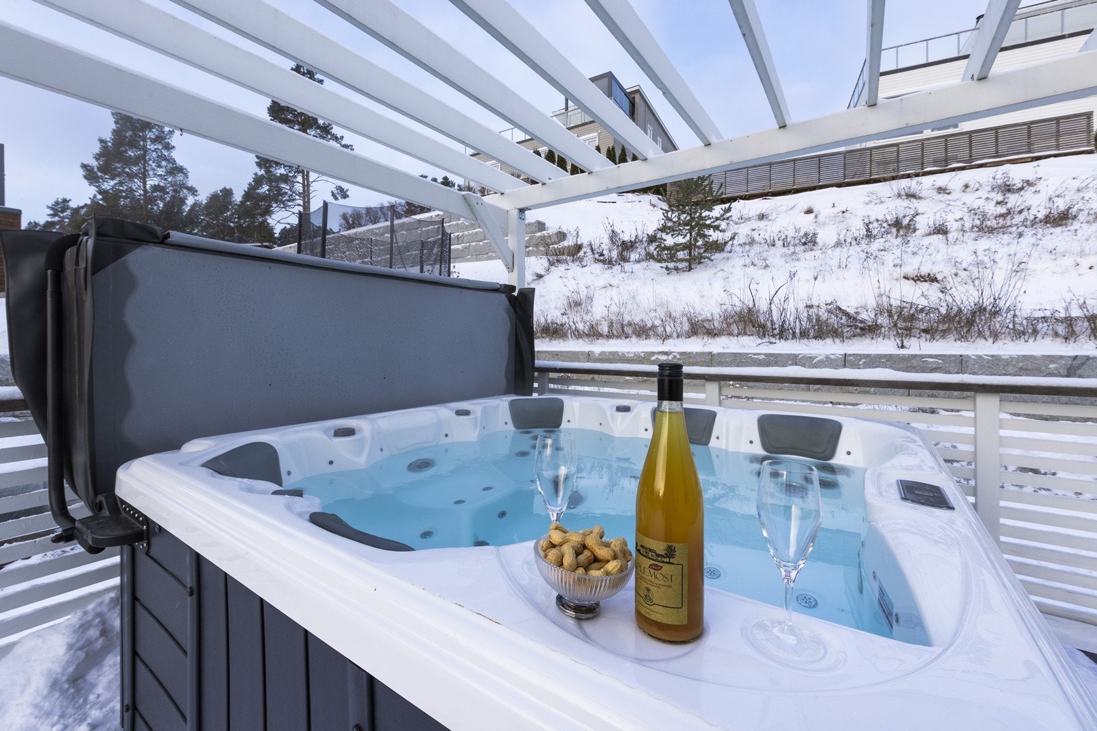 Her kan man nyte dagene enten det er sommer eller vinter! Galleribilde