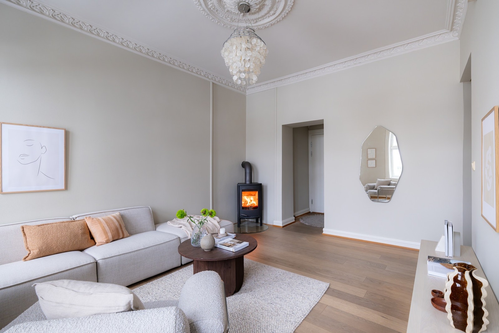 Det er balansert ventilasjon som bidrar til et godt inneklima og bomiljø. Galleribilde