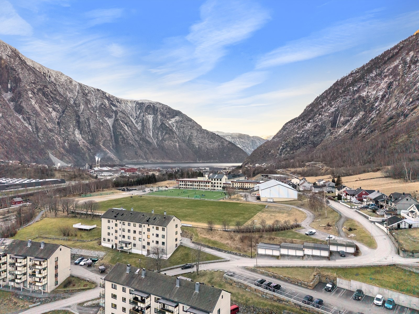 Nærområde kan by på mange flotte turmoglegheier med gangavstand frå eigedomen til dei fleste. Galleribilde