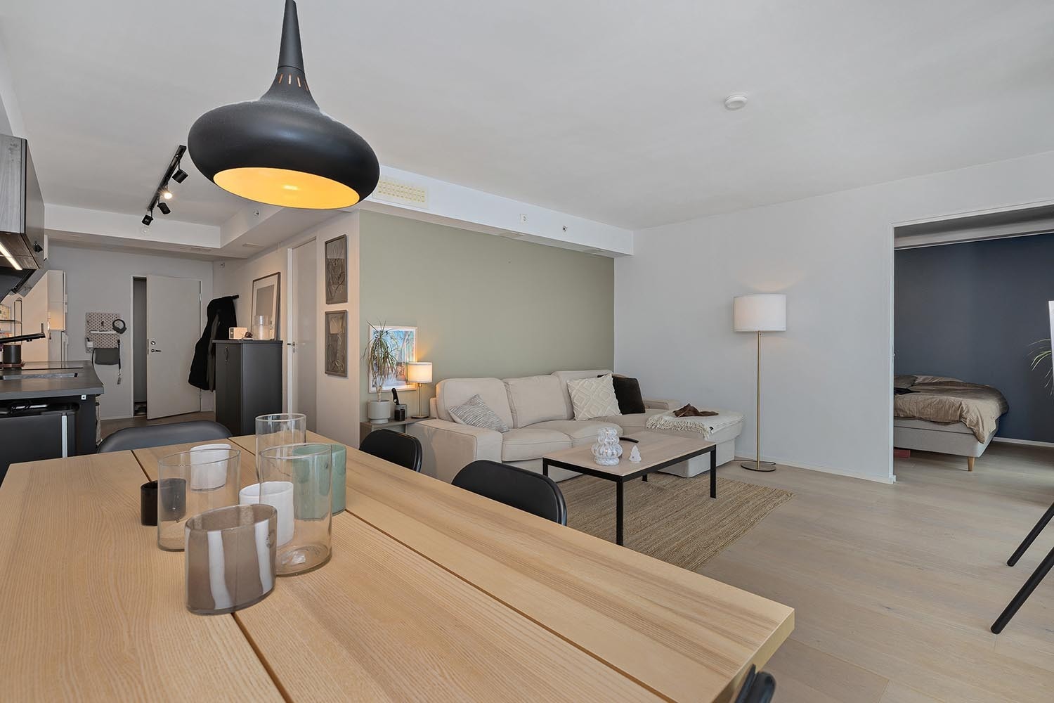 Hyggelig spisestue. Galleribilde