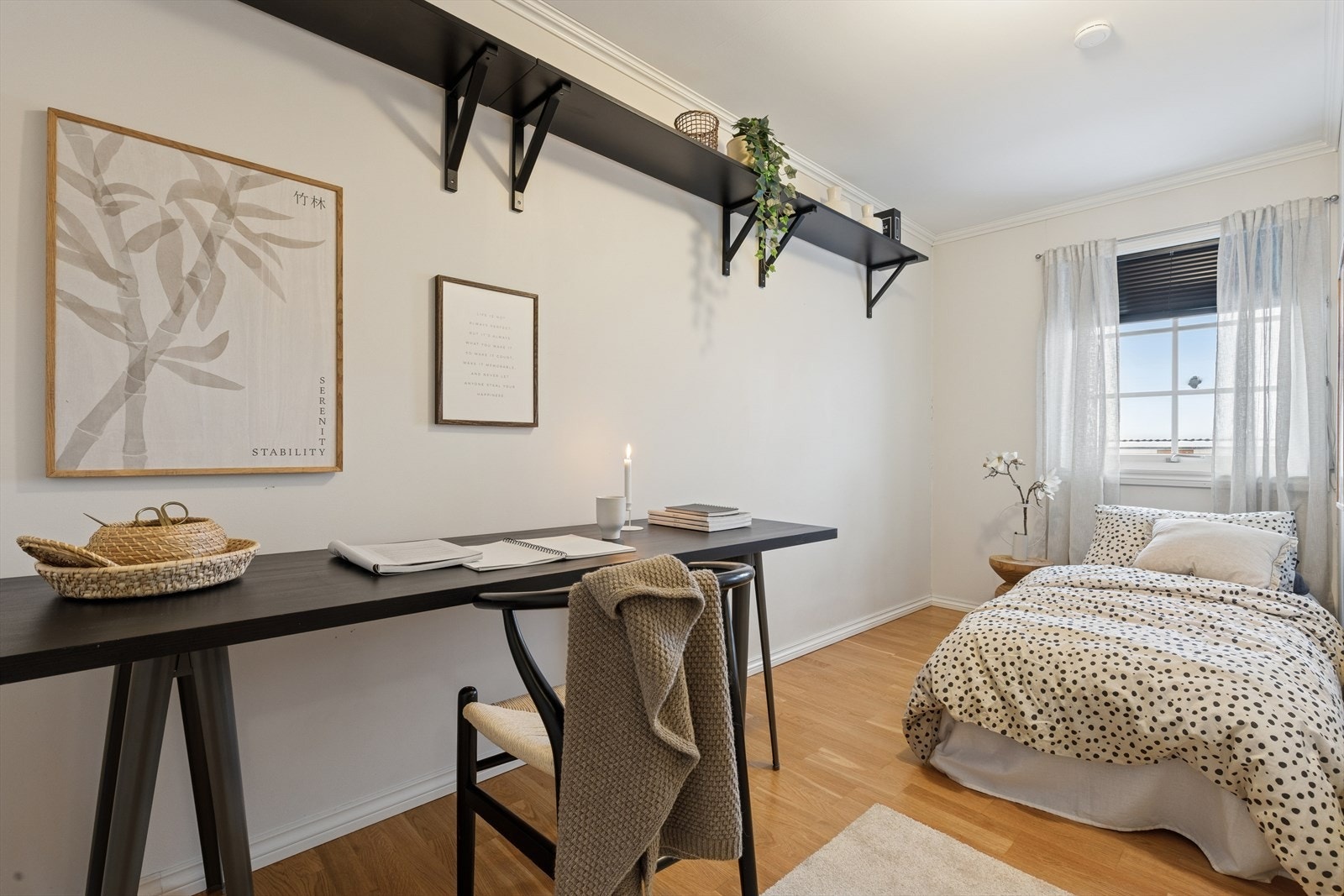 Soverom som også egner seg godt som hjemmekontor, med fleksibel planløsning og god utnyttelse av arealet. Galleribilde