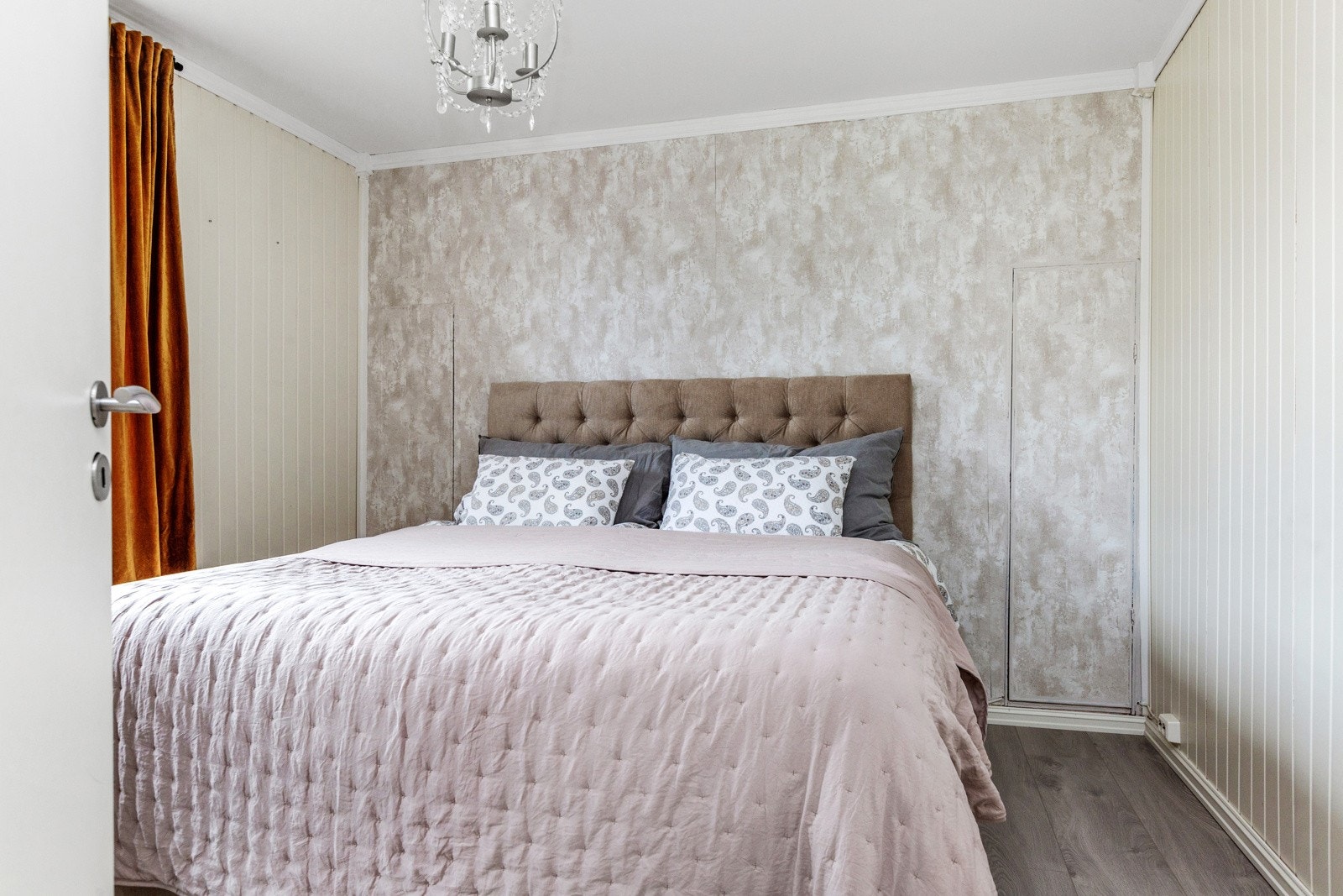 Soverom 1 i 2. etg Galleribilde