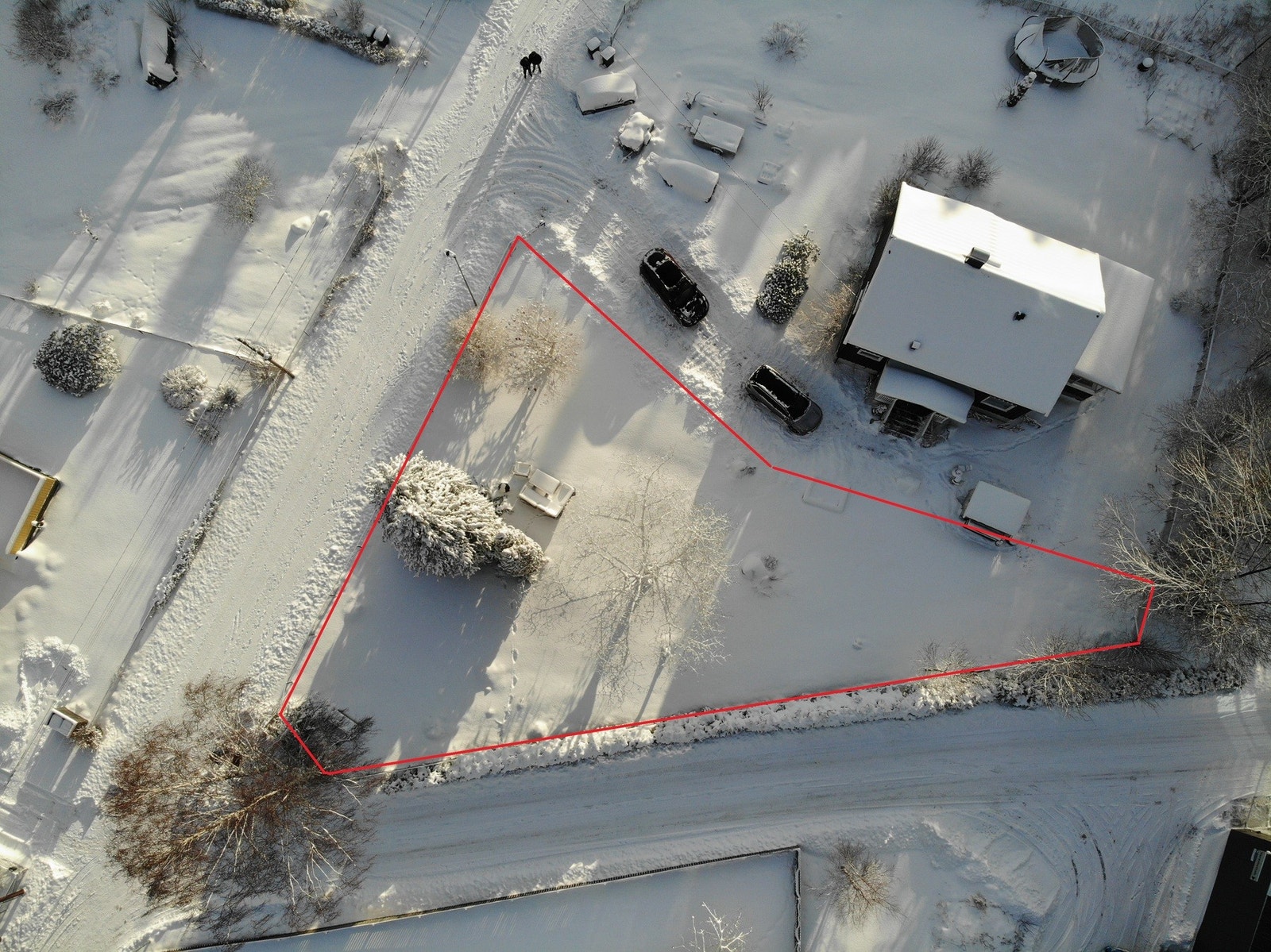 Velkommen til Damveien 9! (grensene er omtrentlig angitt) Galleribilde